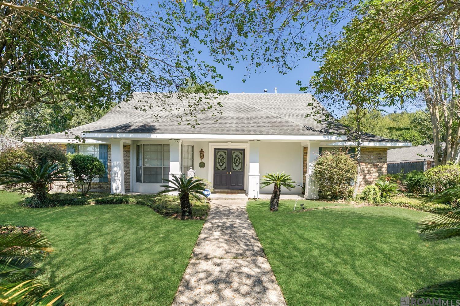 12275 E Sheraton Dr — photo