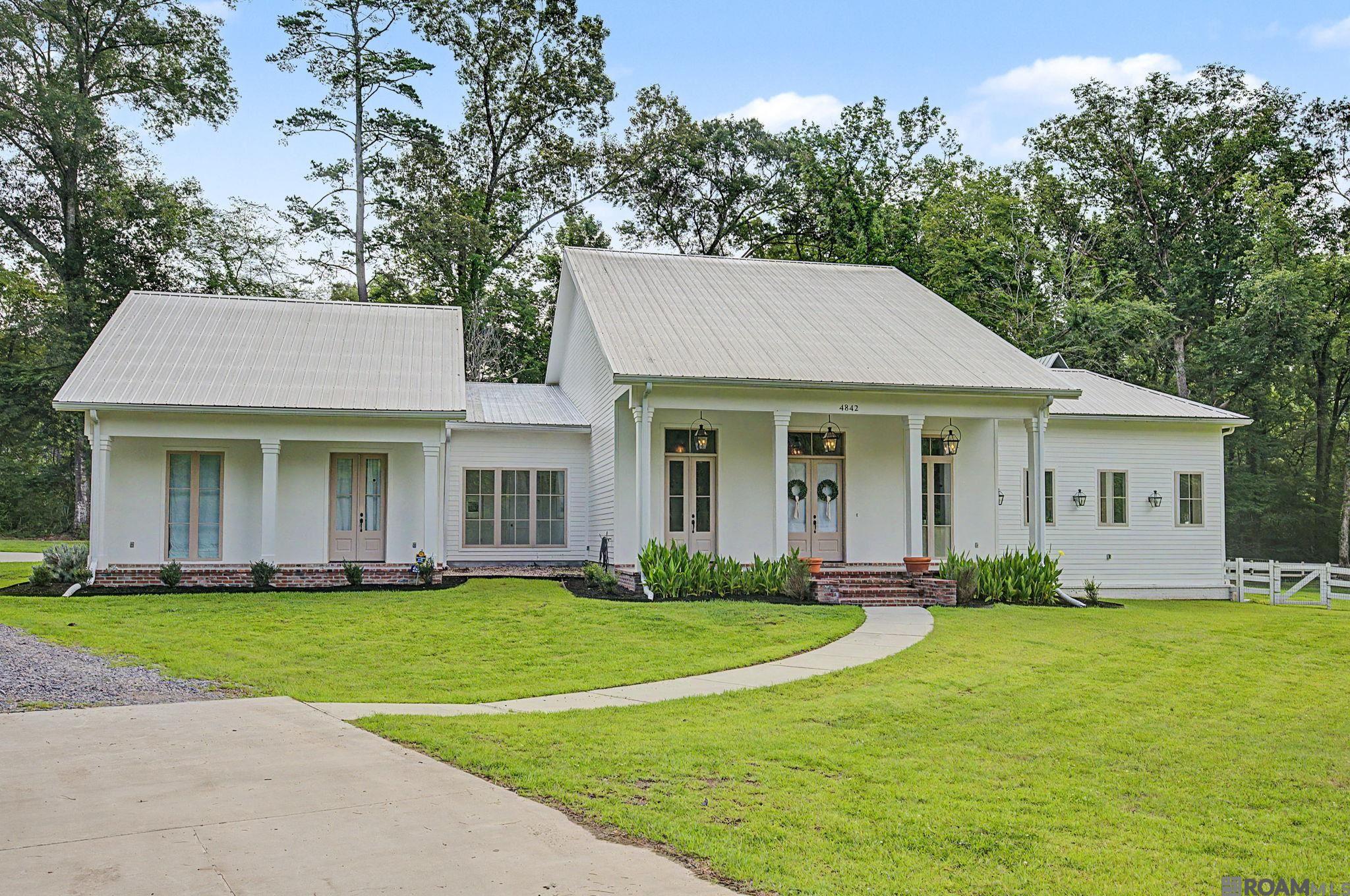 4842 Thibodeaux Rd — photo
