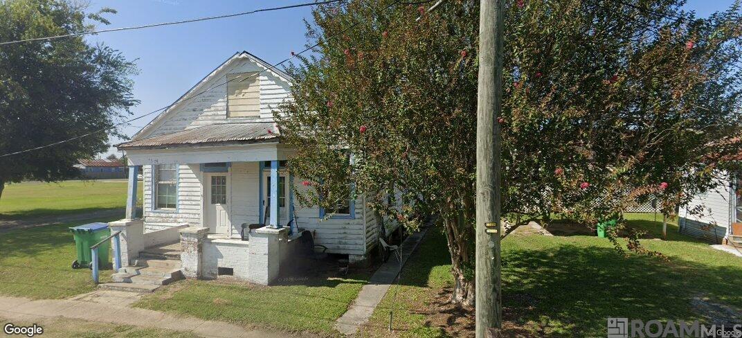 611 Philosopher Street — photo
