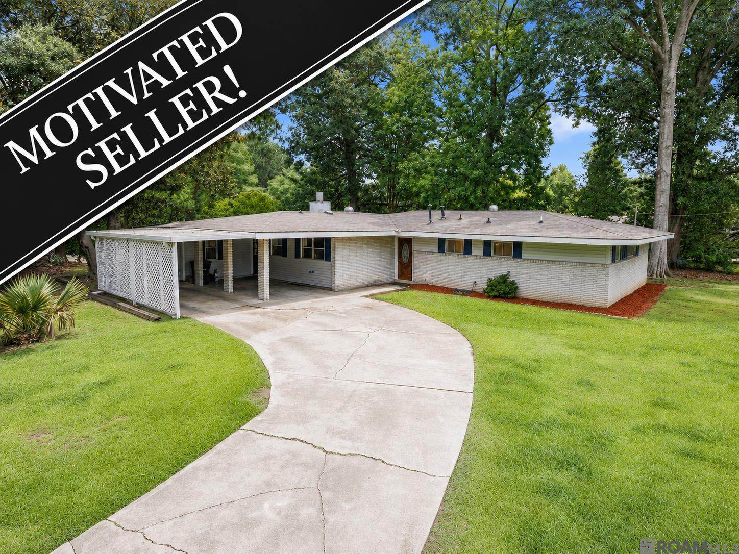 8709 Forest Hill Dr — photo