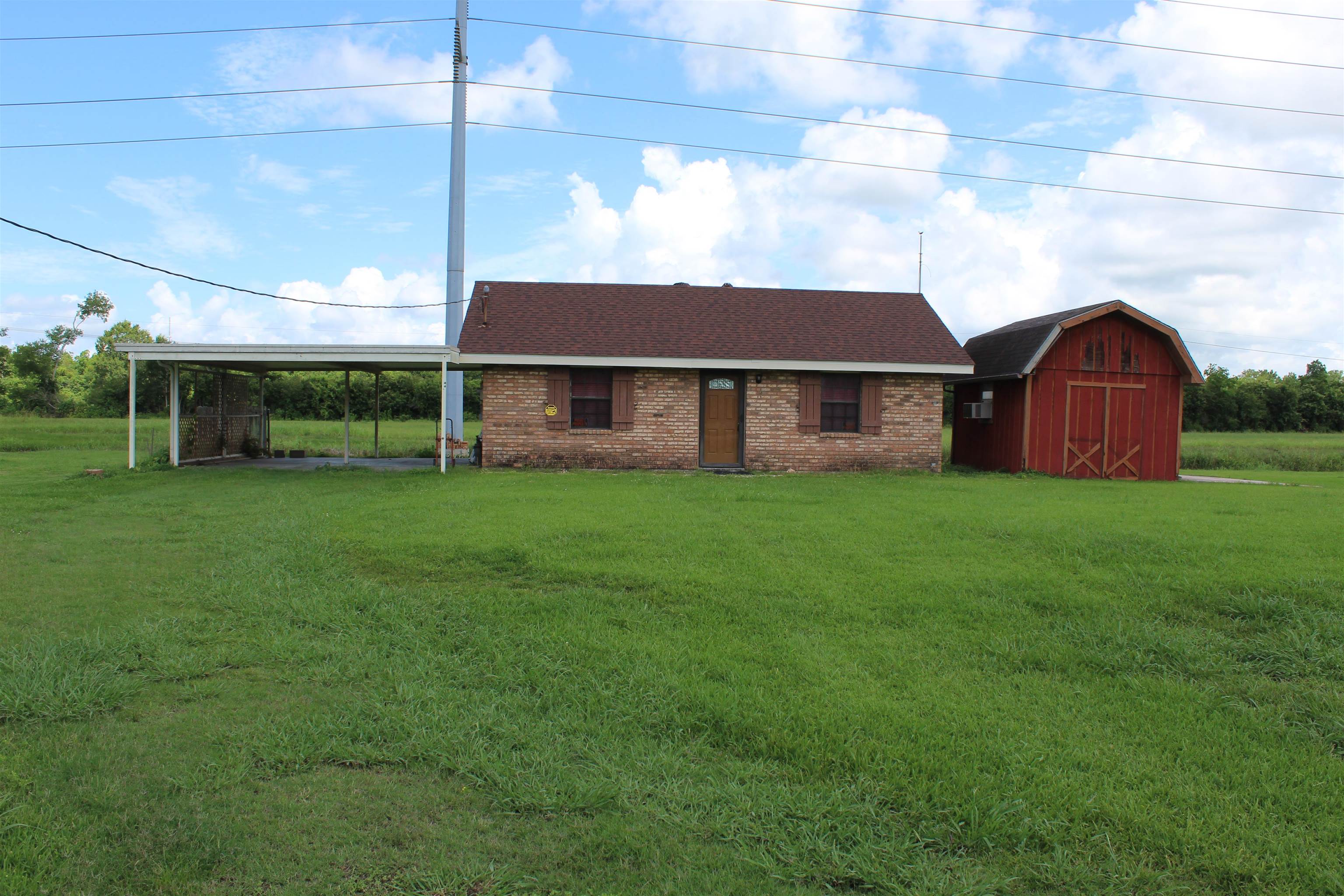 574 Hospital Dr — photo