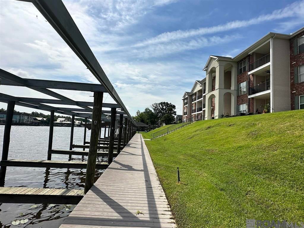 12386 River Highlands #T — photo