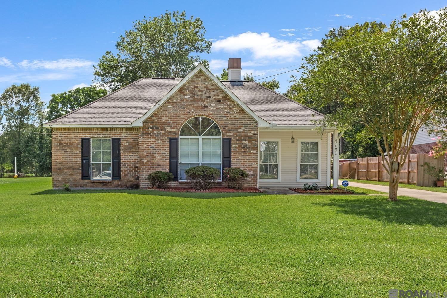 36059 Cheray Dr — photo