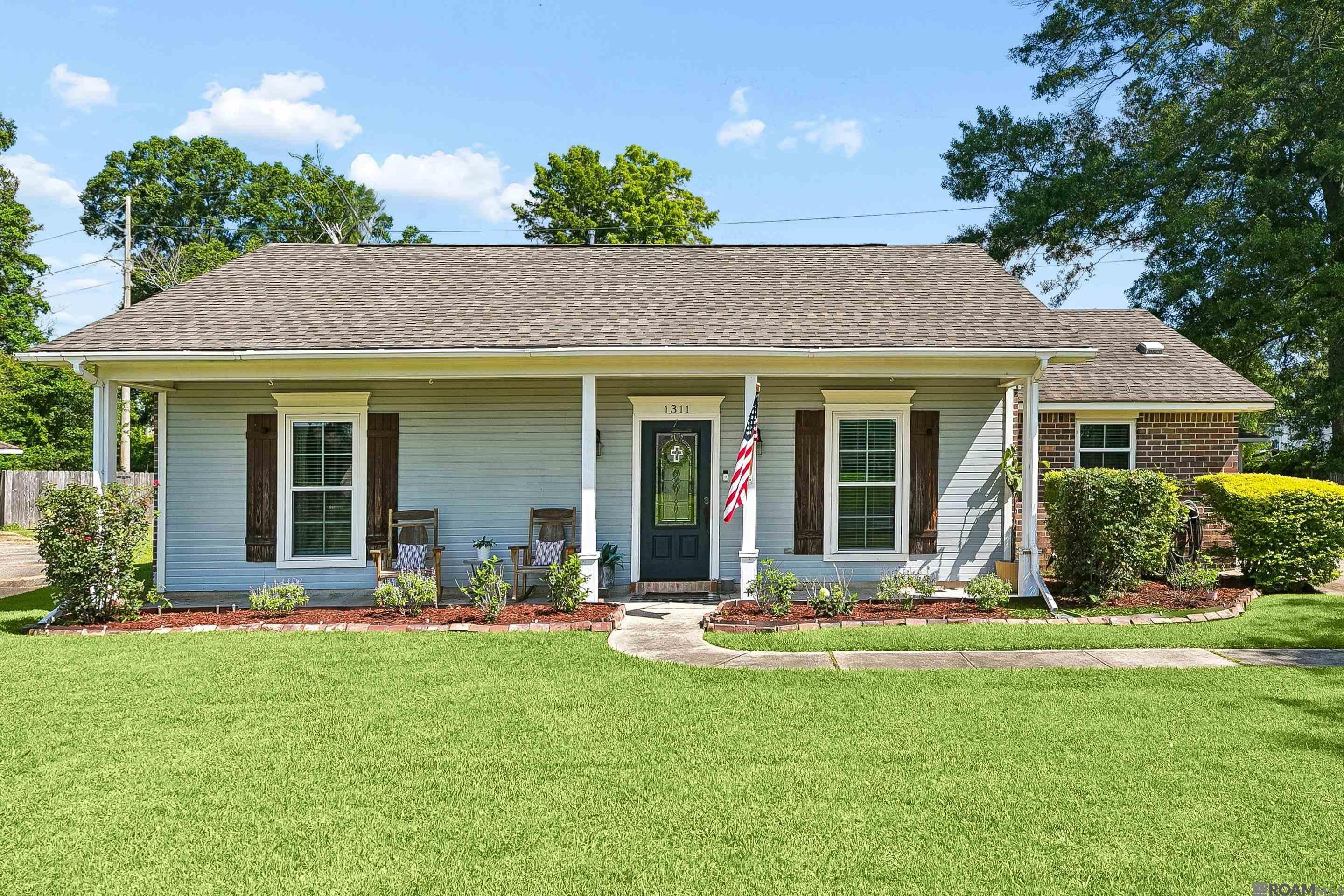 1311 Tallwood Dr — photo
