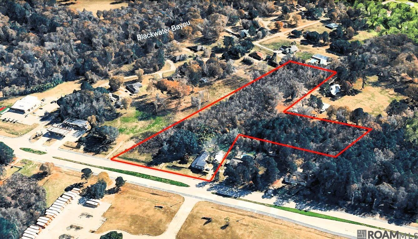 9406 Hooper Road, Central, LA 70818