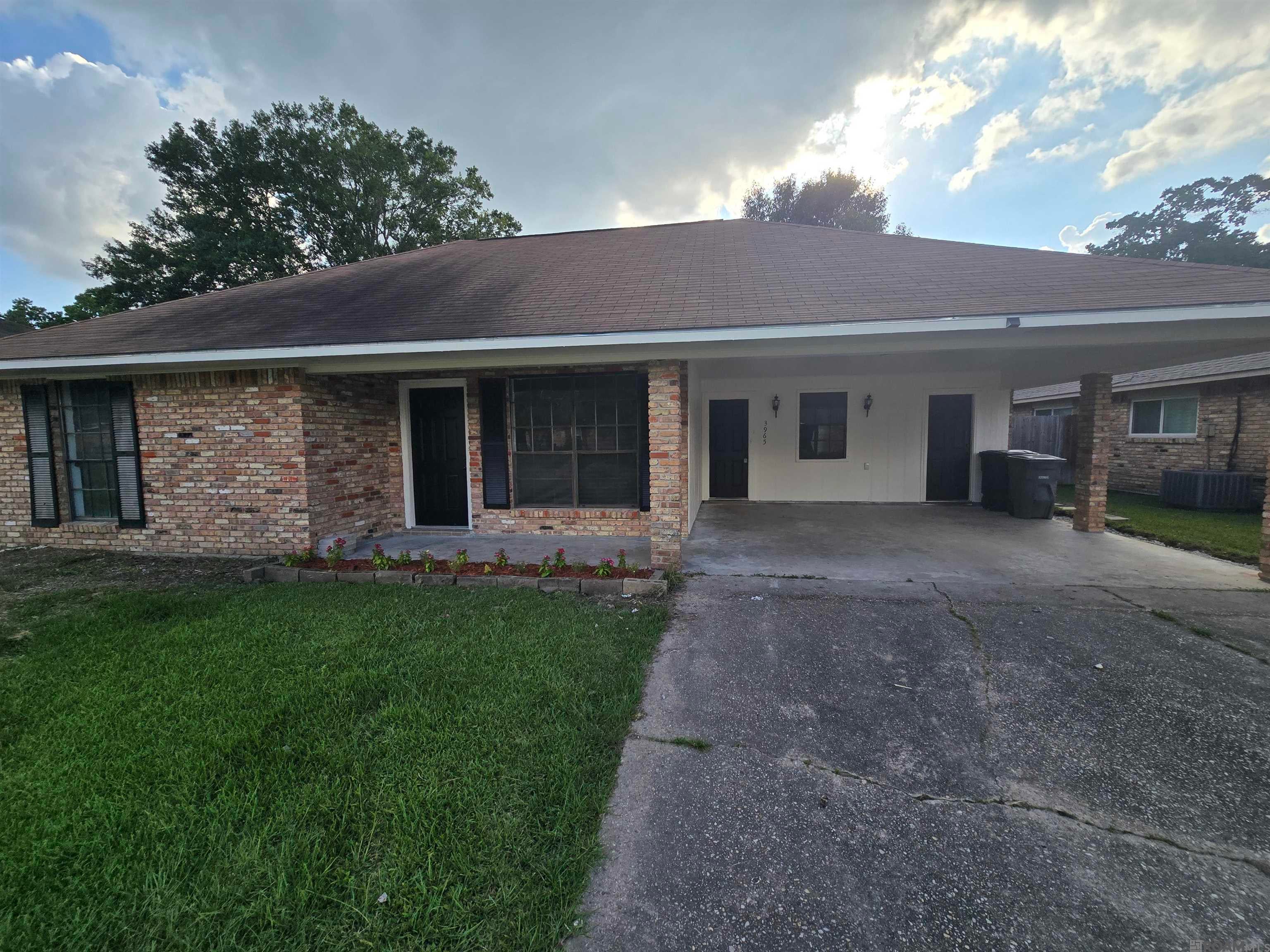 3965 Pensacola Dr — photo