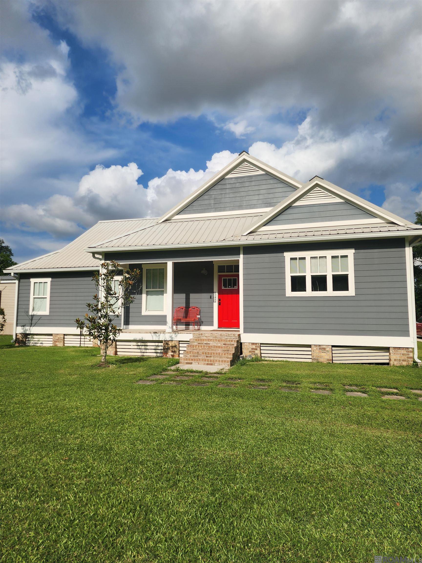 17086 Parker Heights Dr — photo