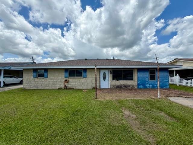 927 Kenney Street — photo