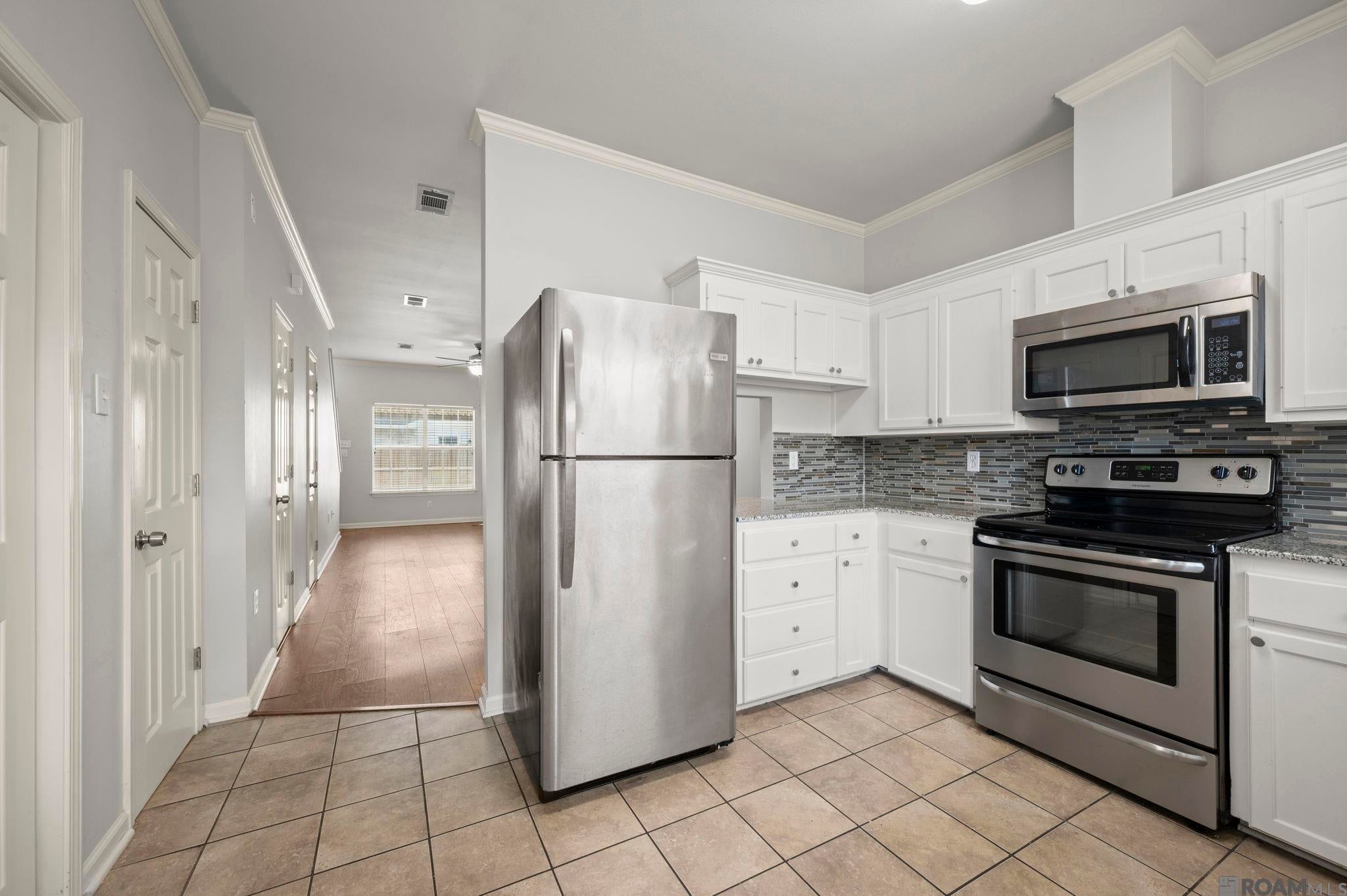 4106 Jefferson Woods Dr — photo