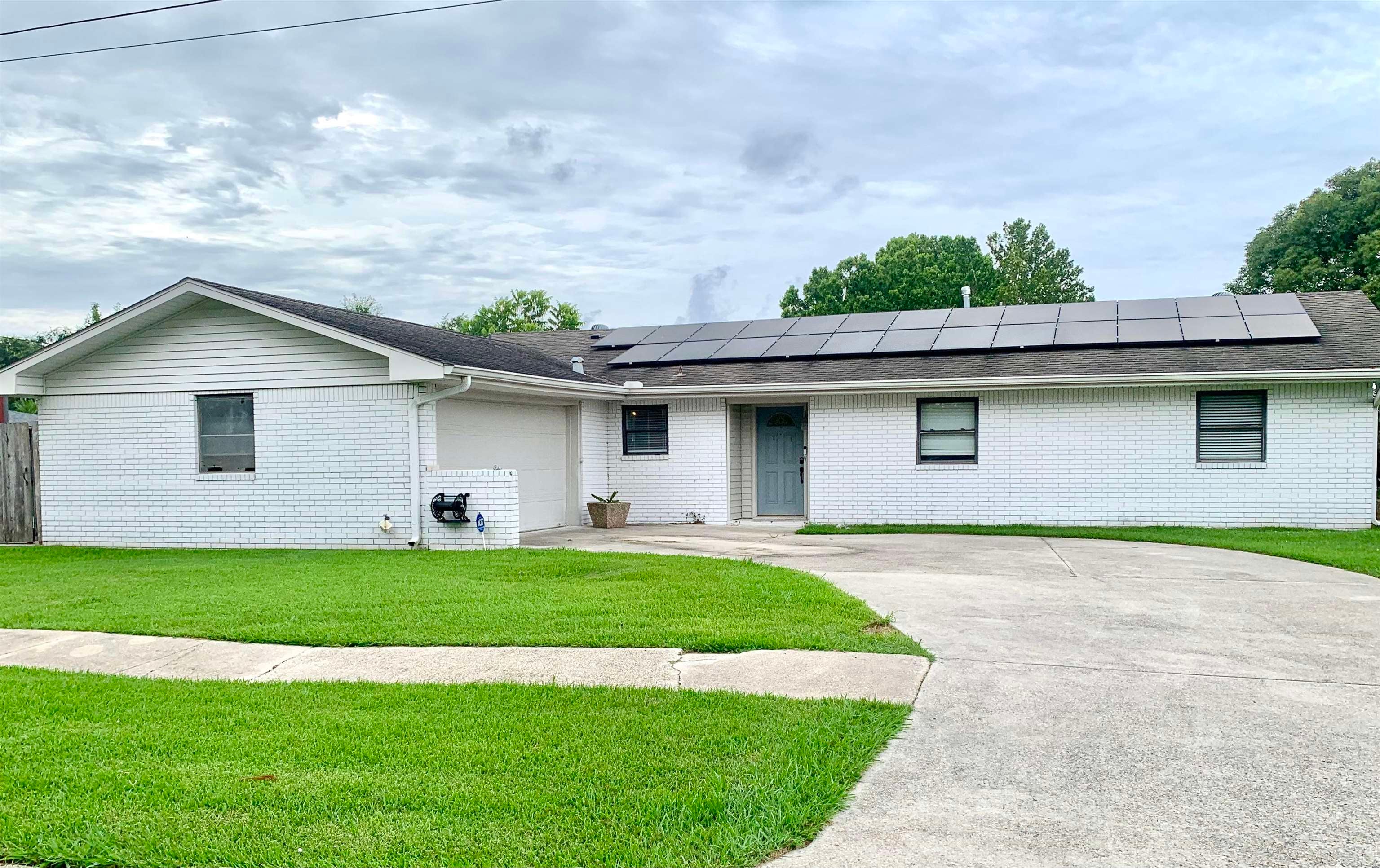 1017 Poplar — photo