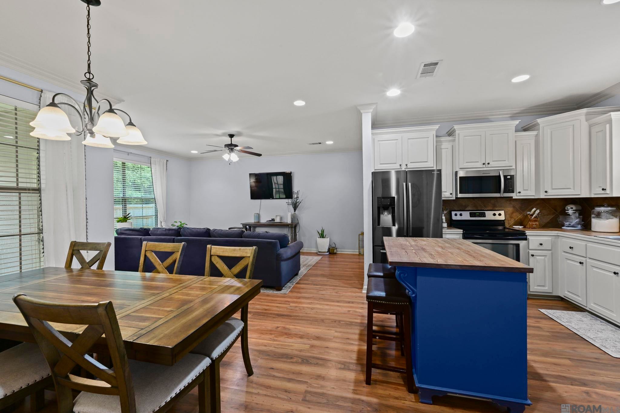 16208 Old Samuel Dr — photo