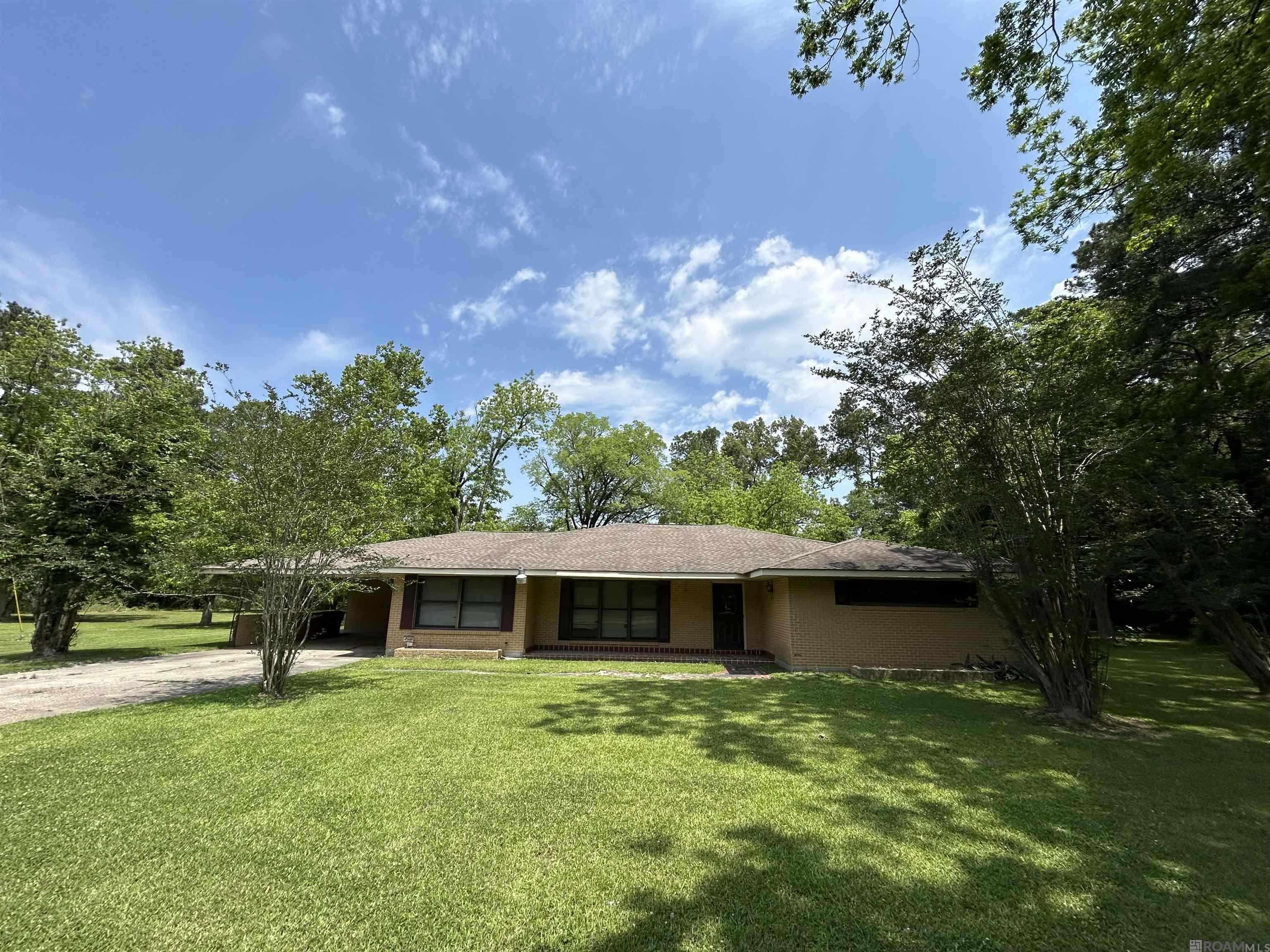 5765 Kleinpeter Road, Baton Rouge, LA 70811