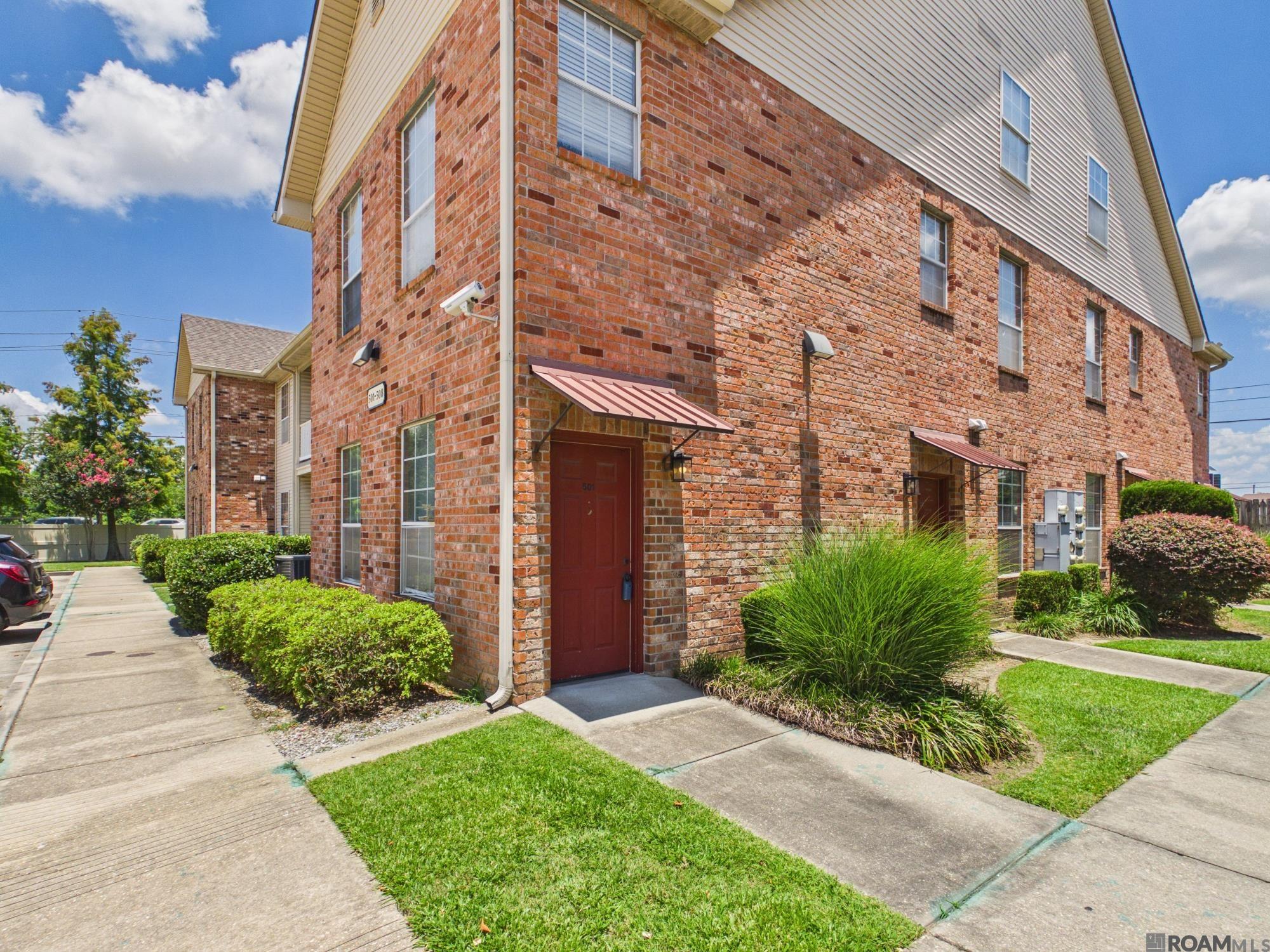 900 Dean Lee Dr #501 — photo