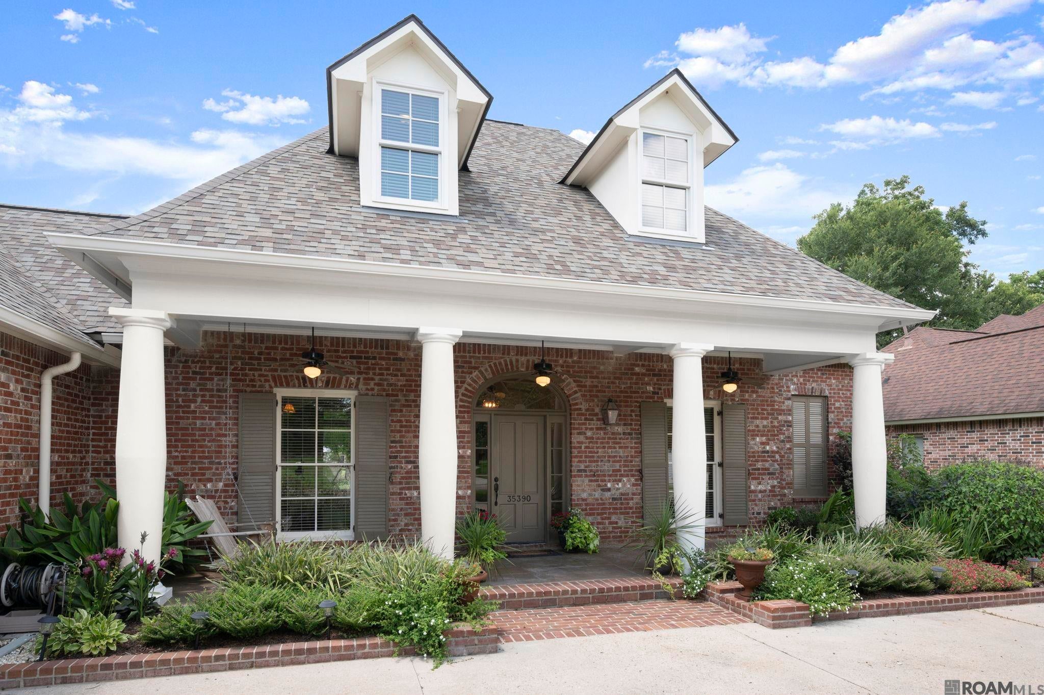 35390 Oakcrest Dr — photo