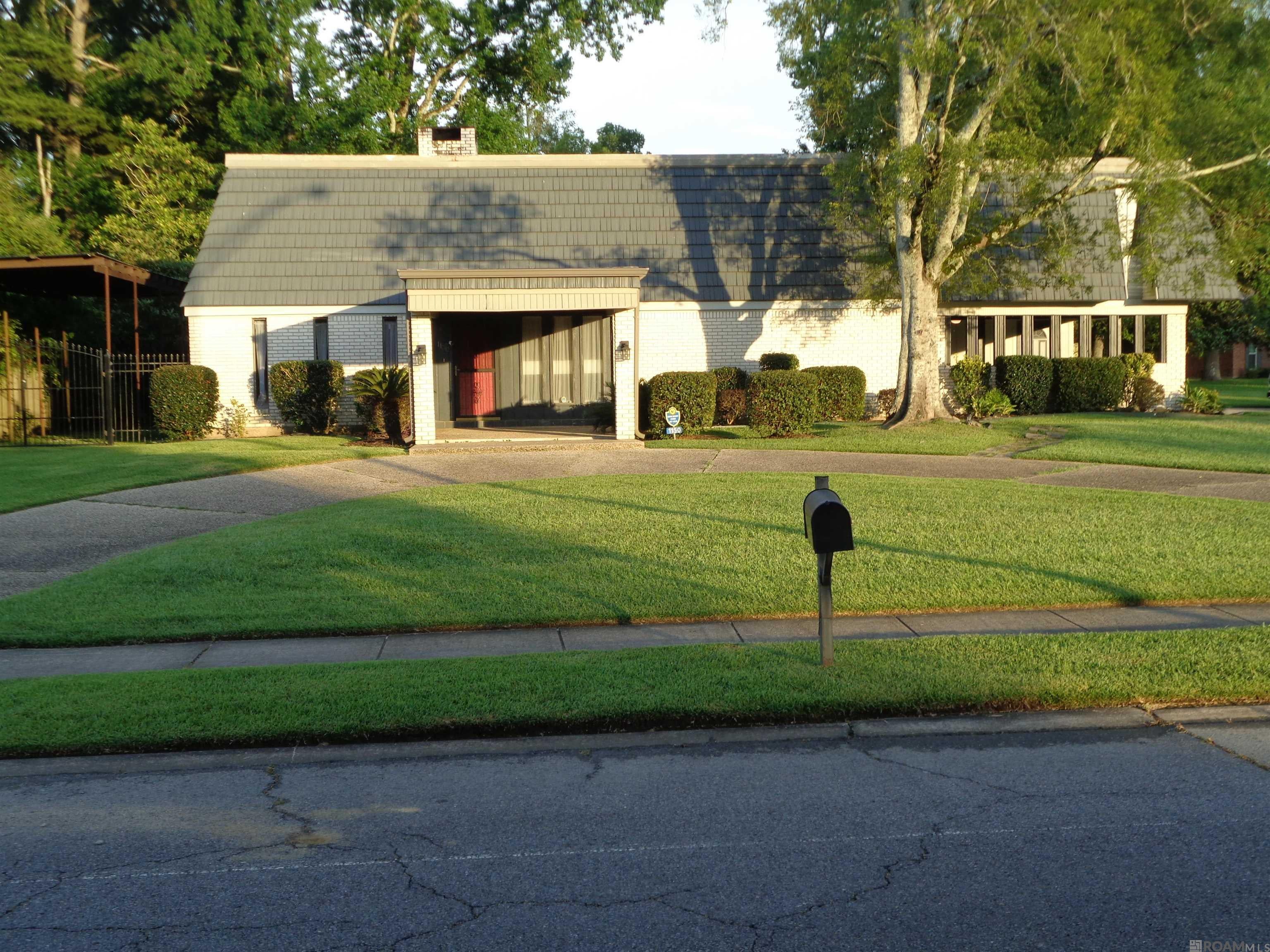 1150 Kenilworth Pkwy — photo