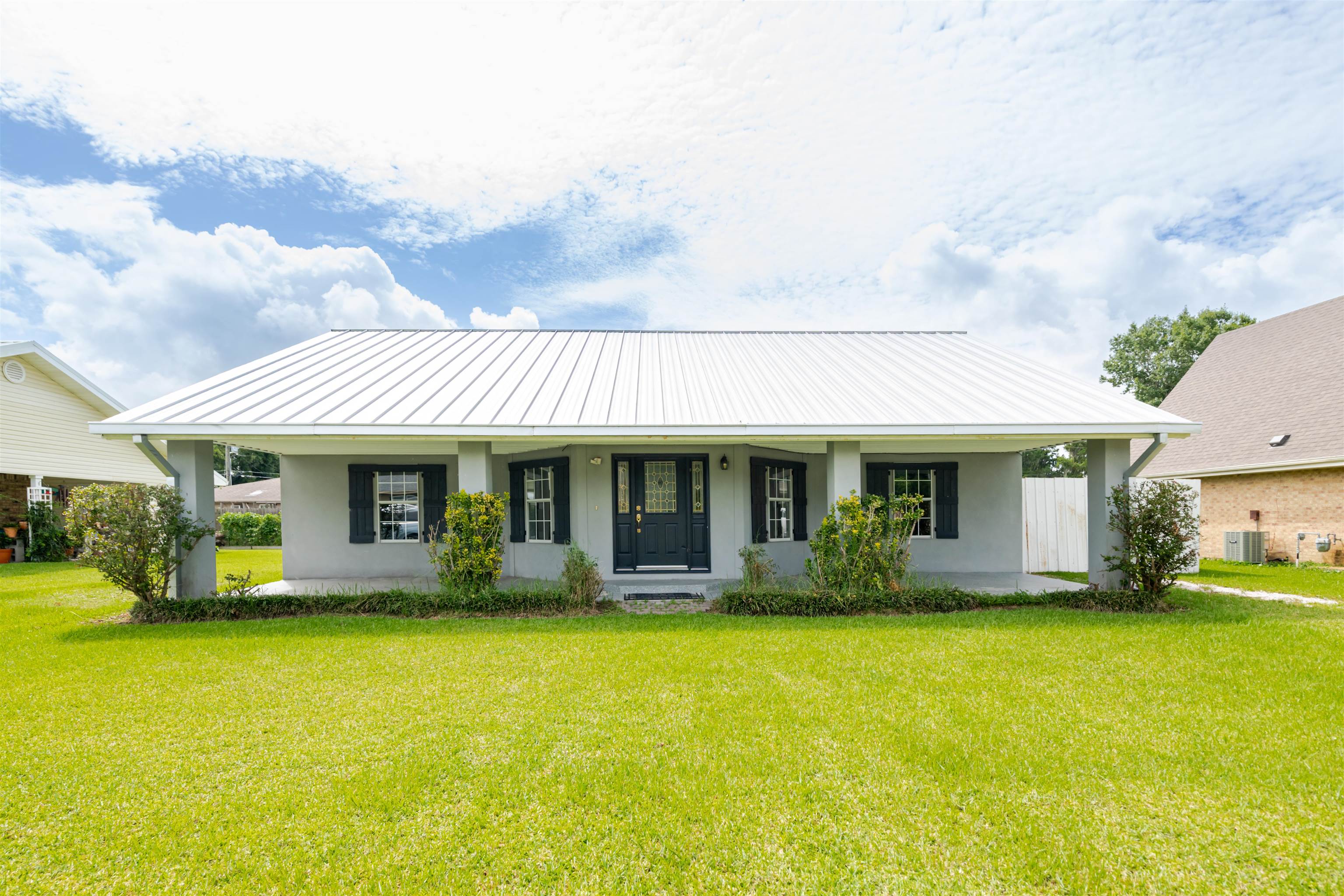 117 Crestwood Dr — photo