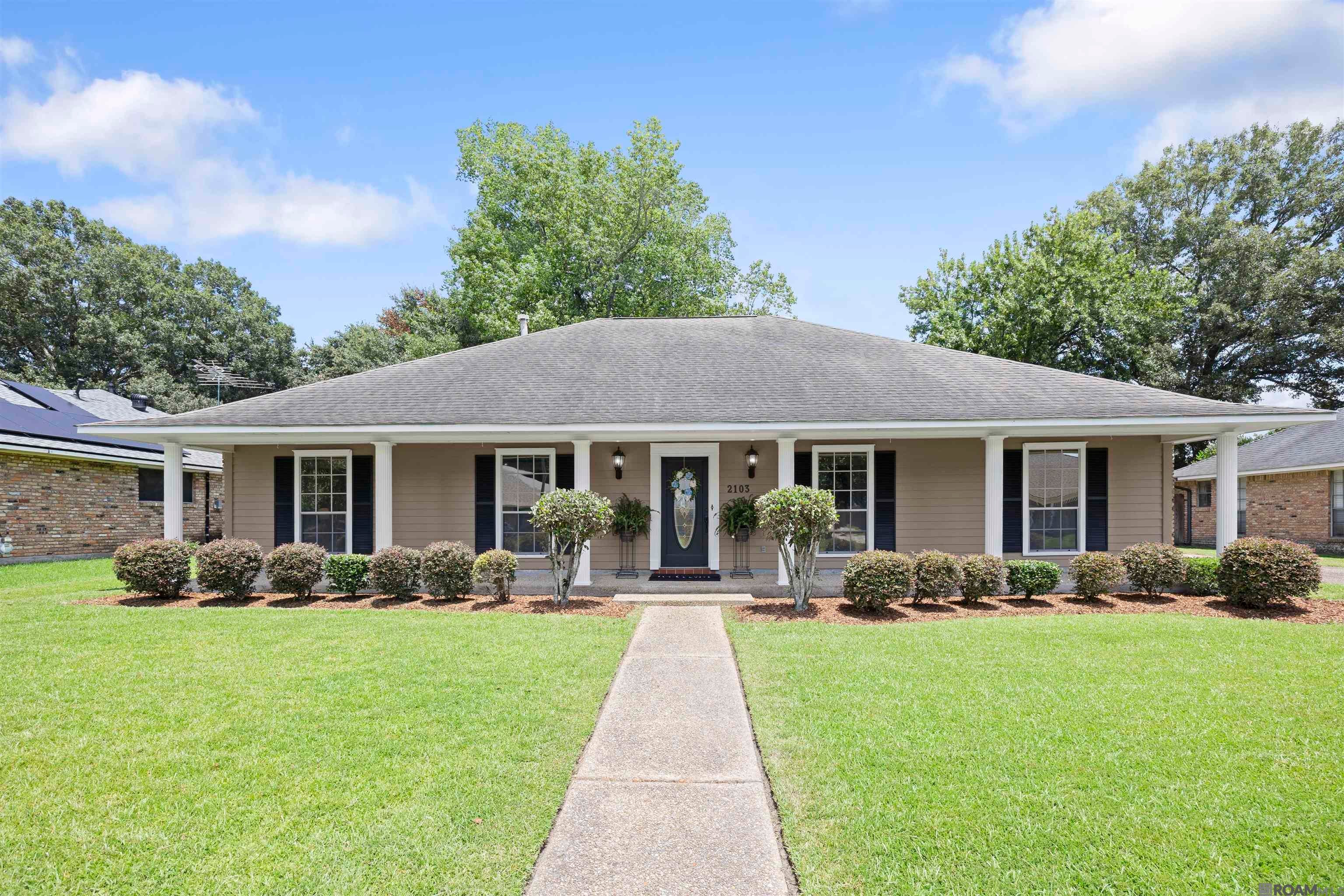 2103 Aspenwood Dr — photo