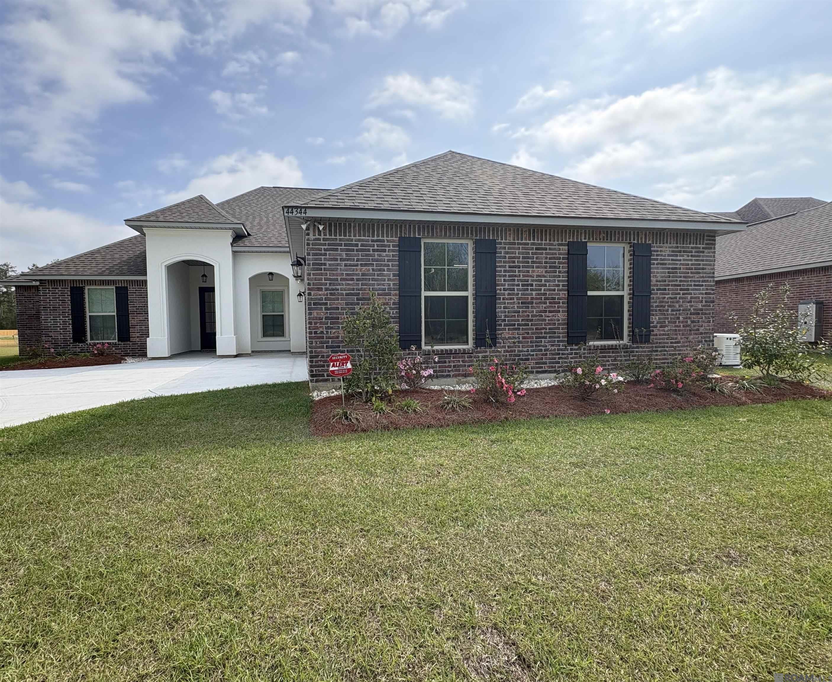 44344 Lake Wind Drive — photo