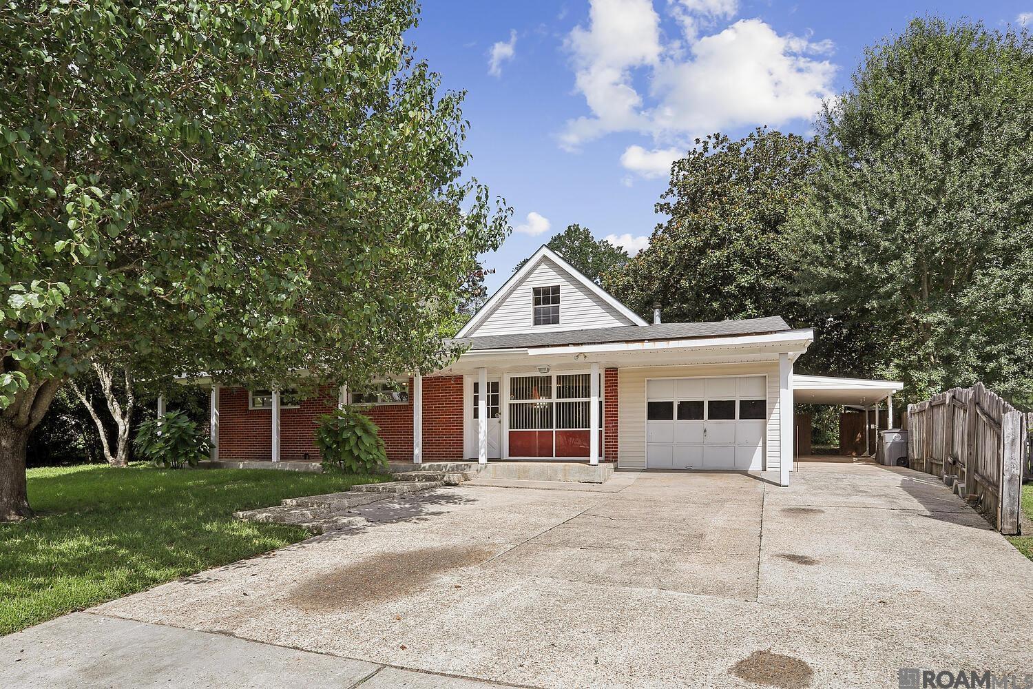 2134 E Contour Dr — photo