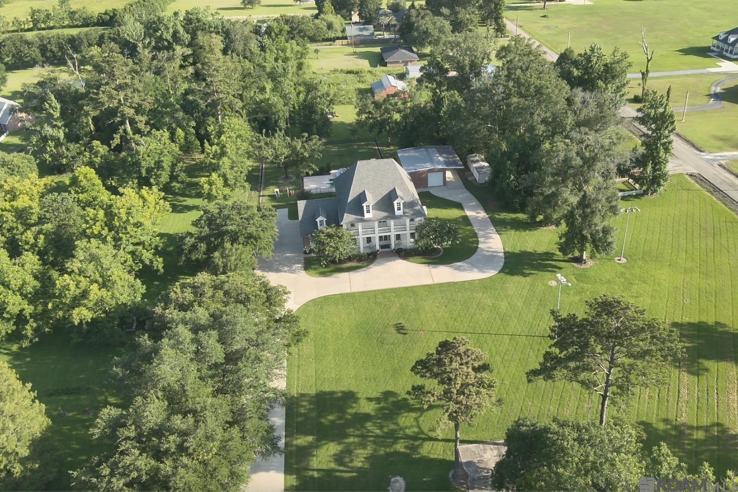 13427 Piney Pointe Road — photo