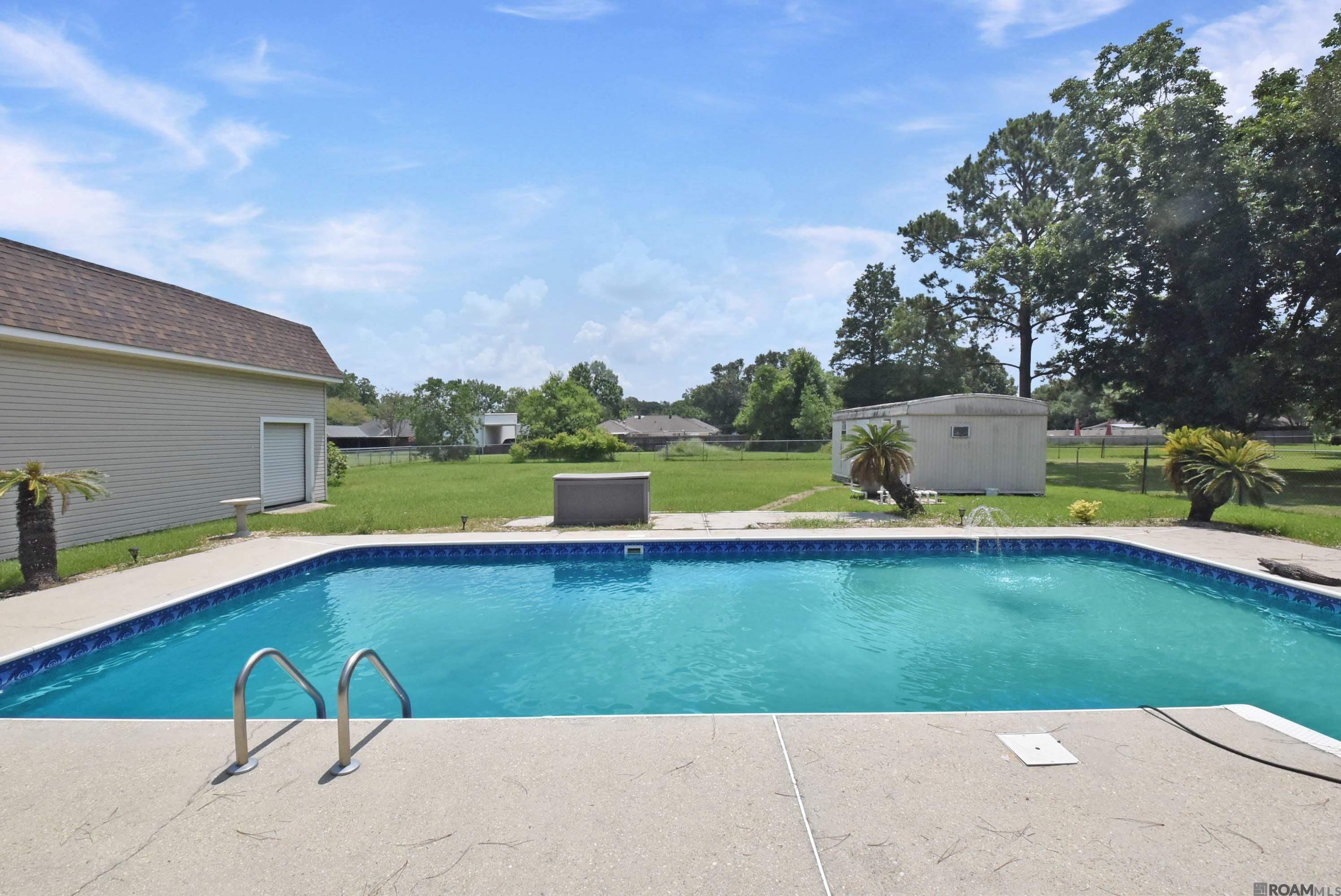 14456 Roddy Road, Gonzales, LA 70737 — photo 2