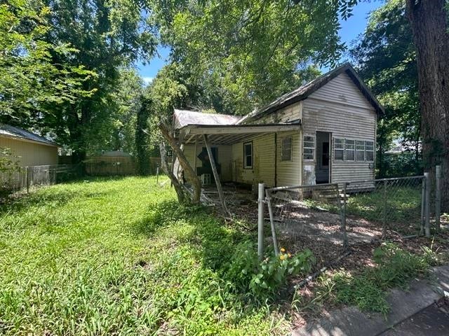 1505 Plum St — photo