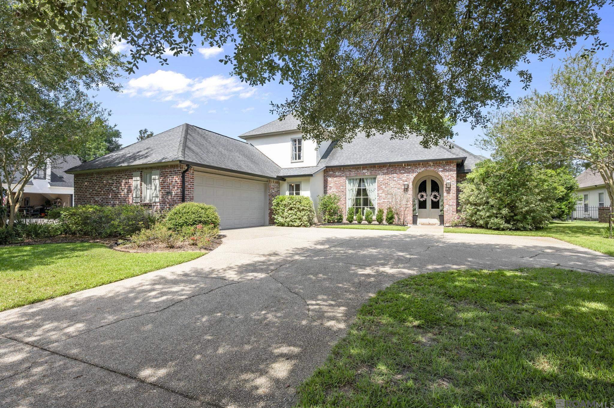 6123 Jonathan Alaric Ave — photo