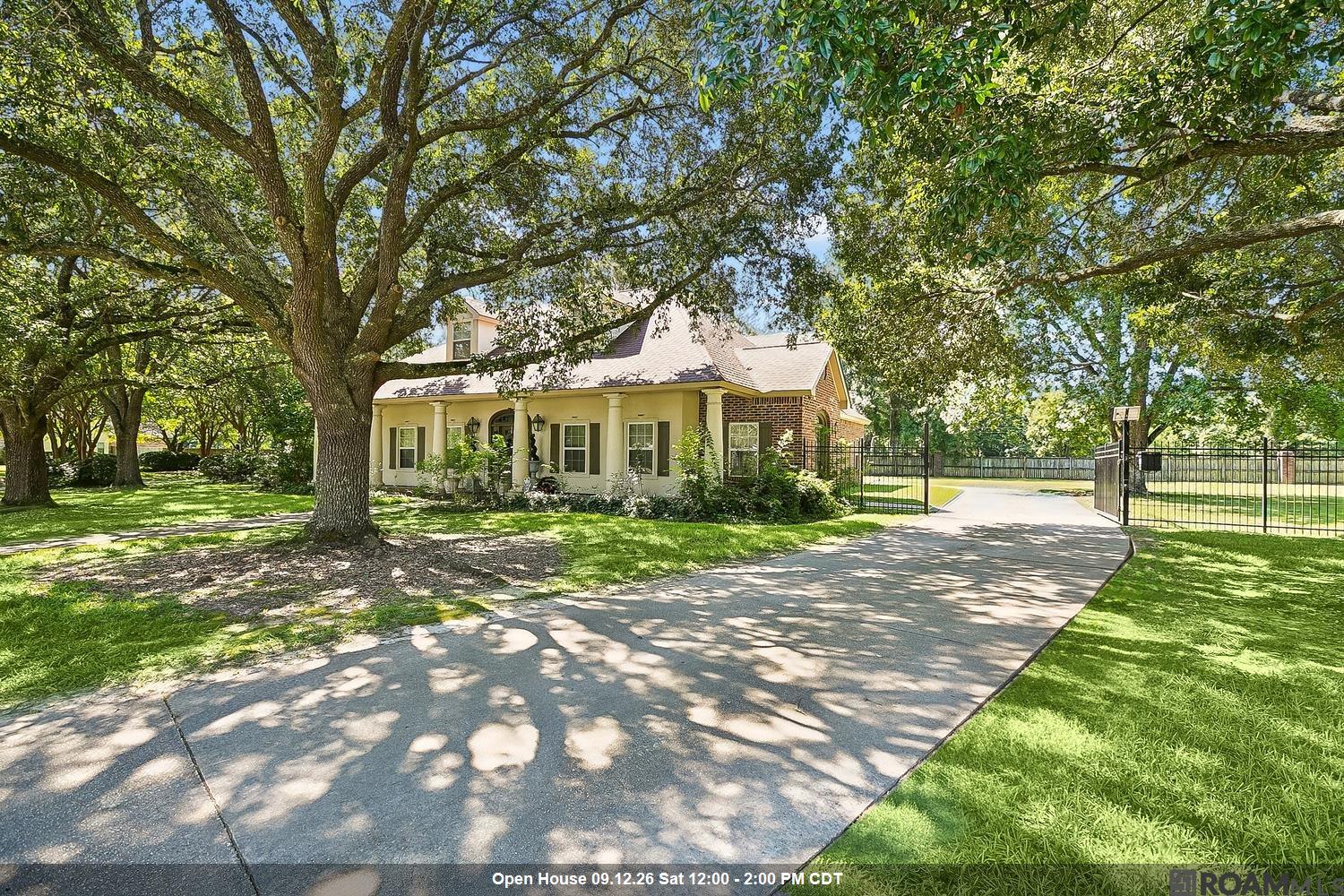 1201 Mills Pointe Dr — photo