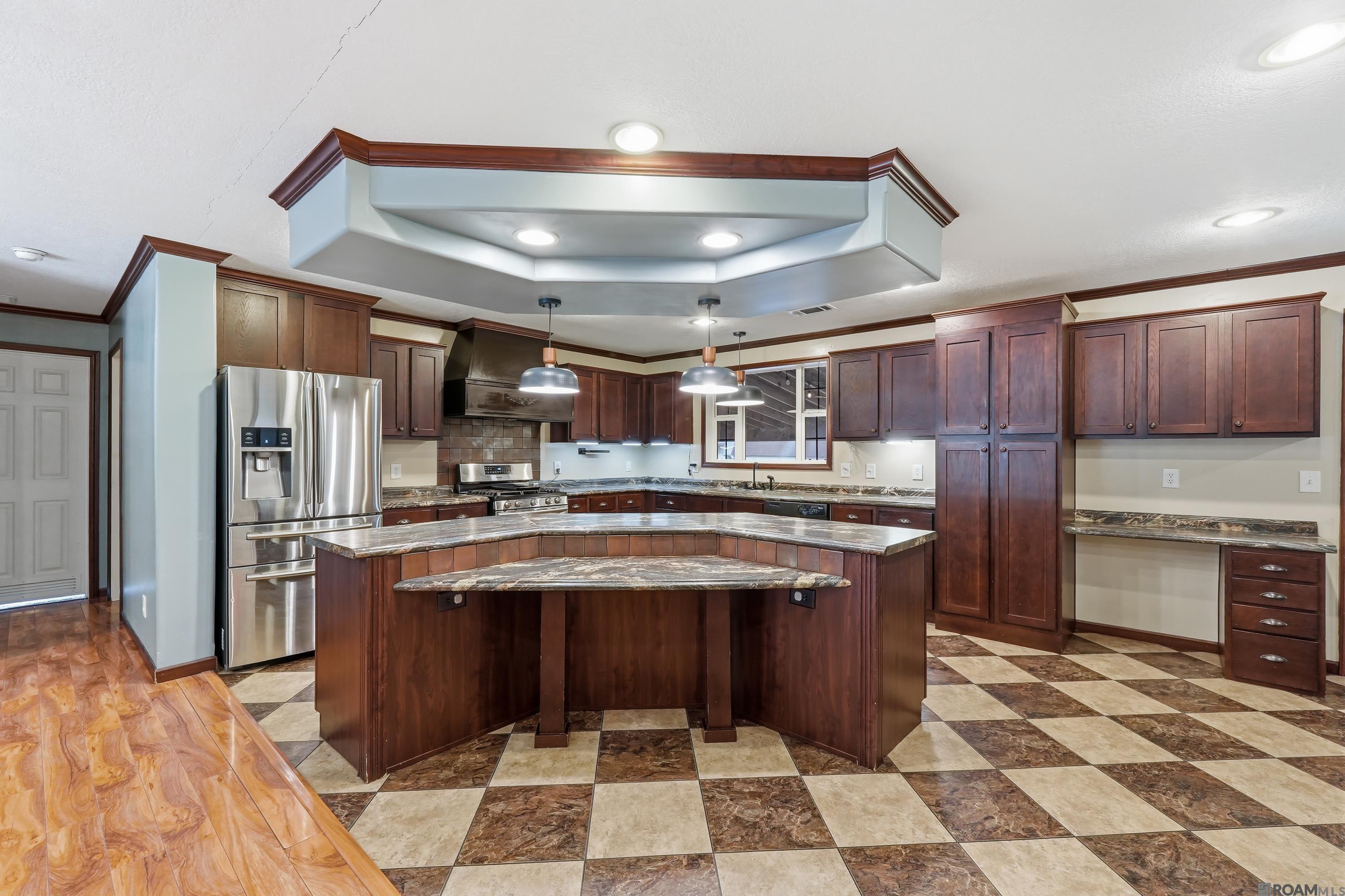 17223 Oak Trace Road, Prairieville, LA 70769 — photo 2