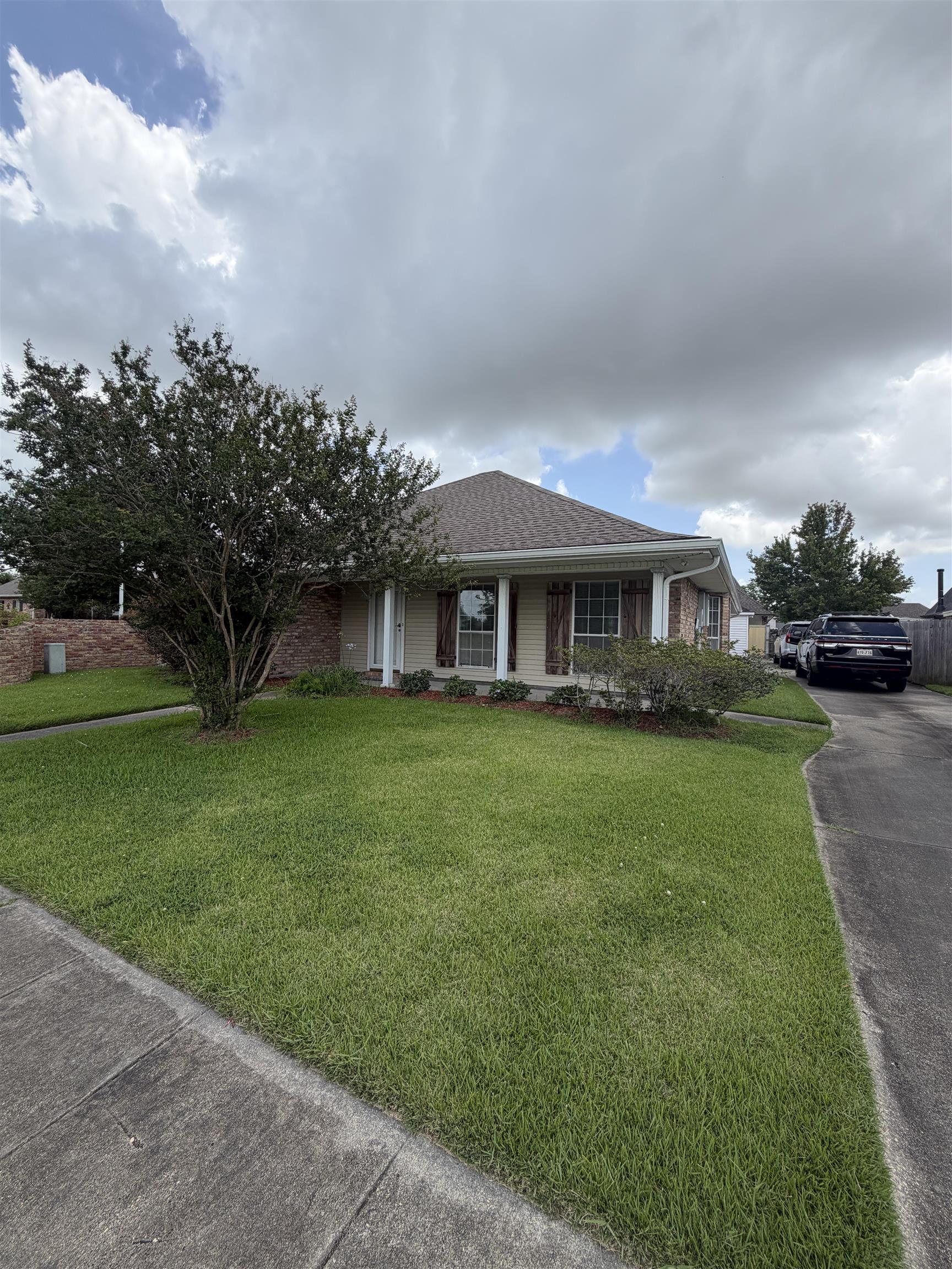 54 Cobblestone East, Houma, LA 70360 — photo 2