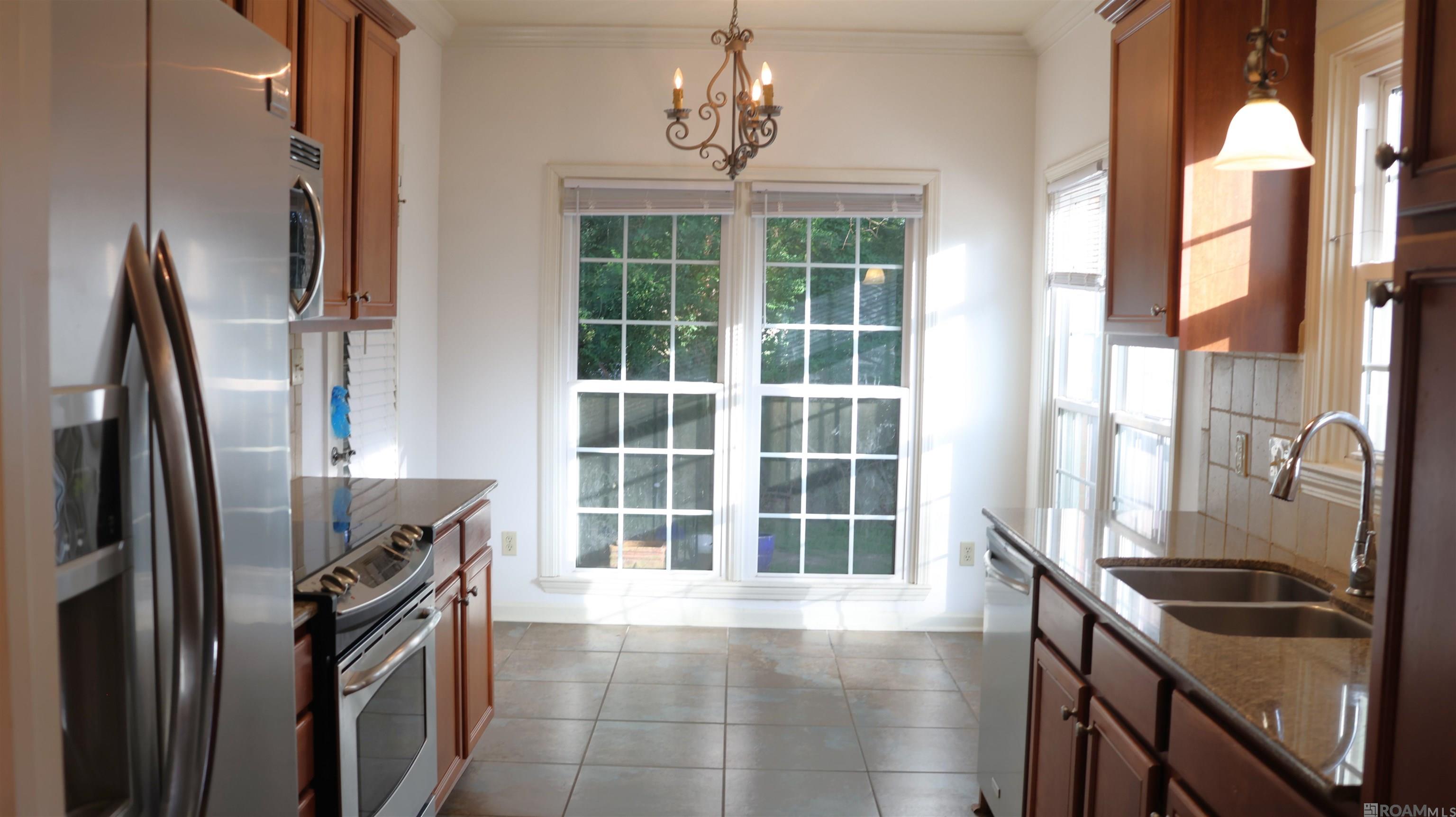 7854 Jefferson Place Blvd #11-B — photo