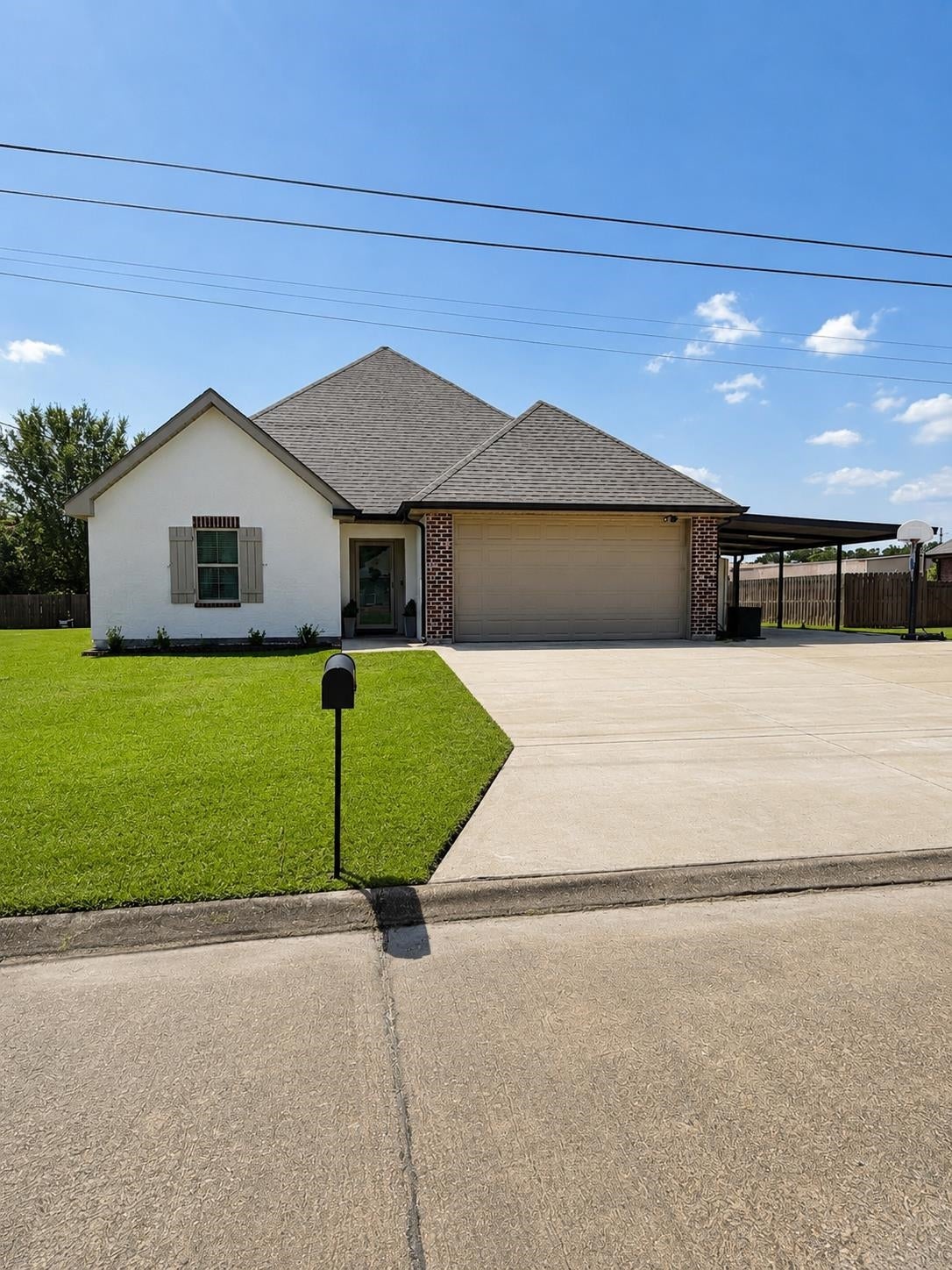 153 Belle Isle Dr — photo