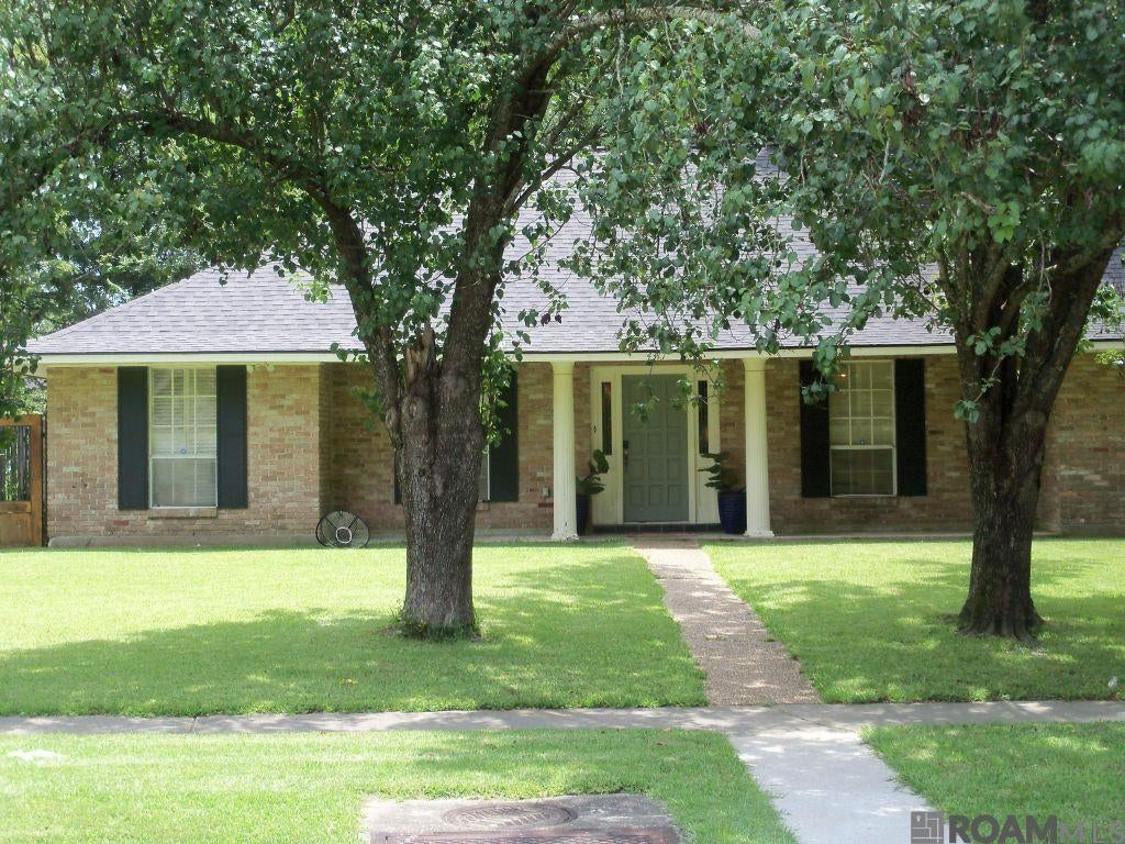 4377 Chelsea Dr — photo