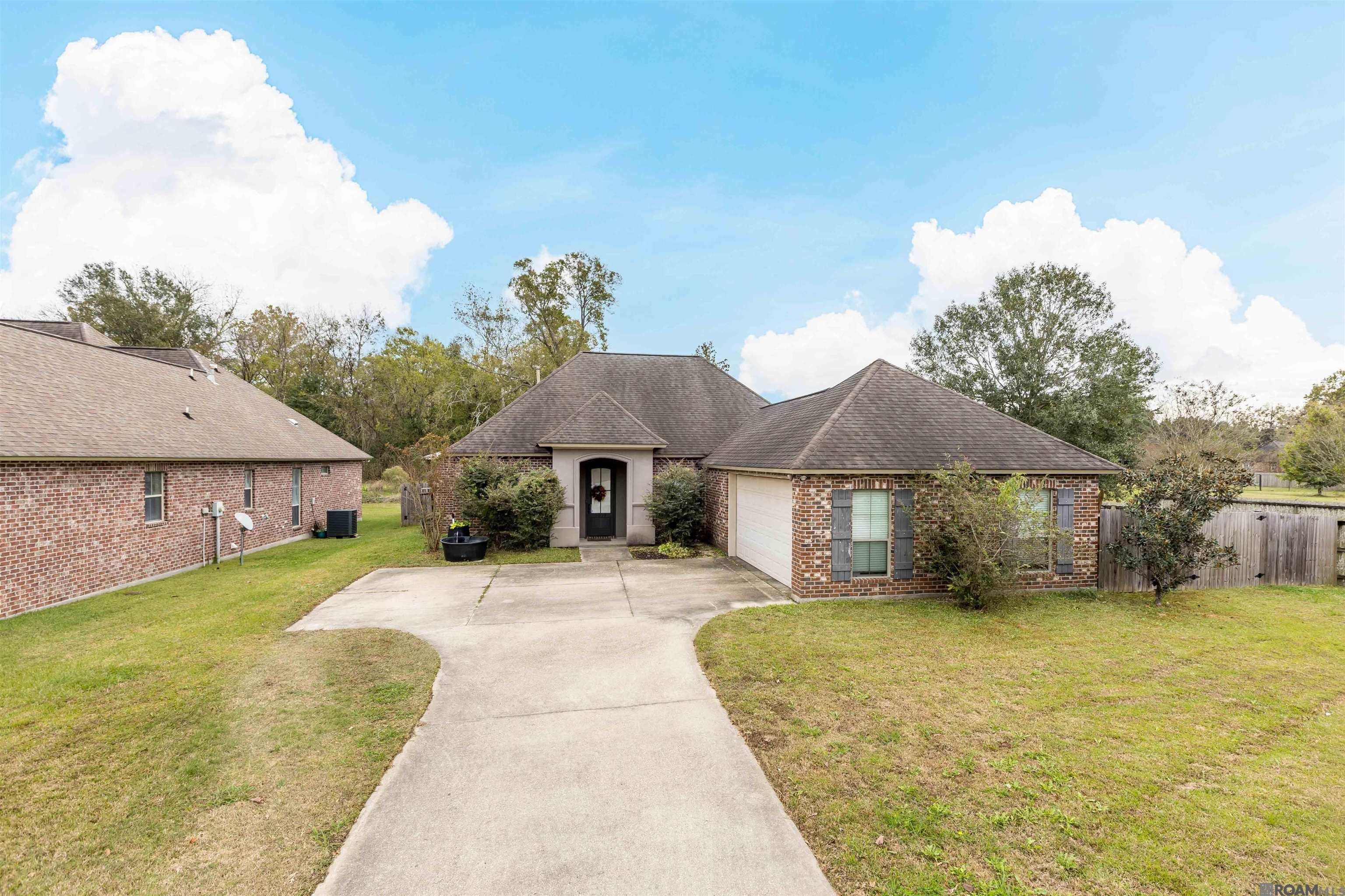 5057 River Meadow Dr — photo