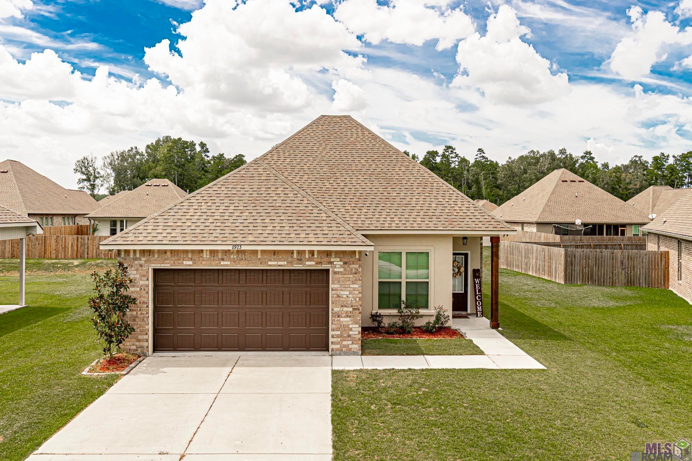 8923 Perry Park Dr — photo