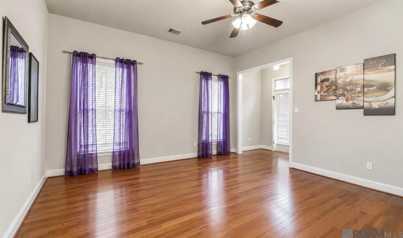 374 River Mill Dr — photo