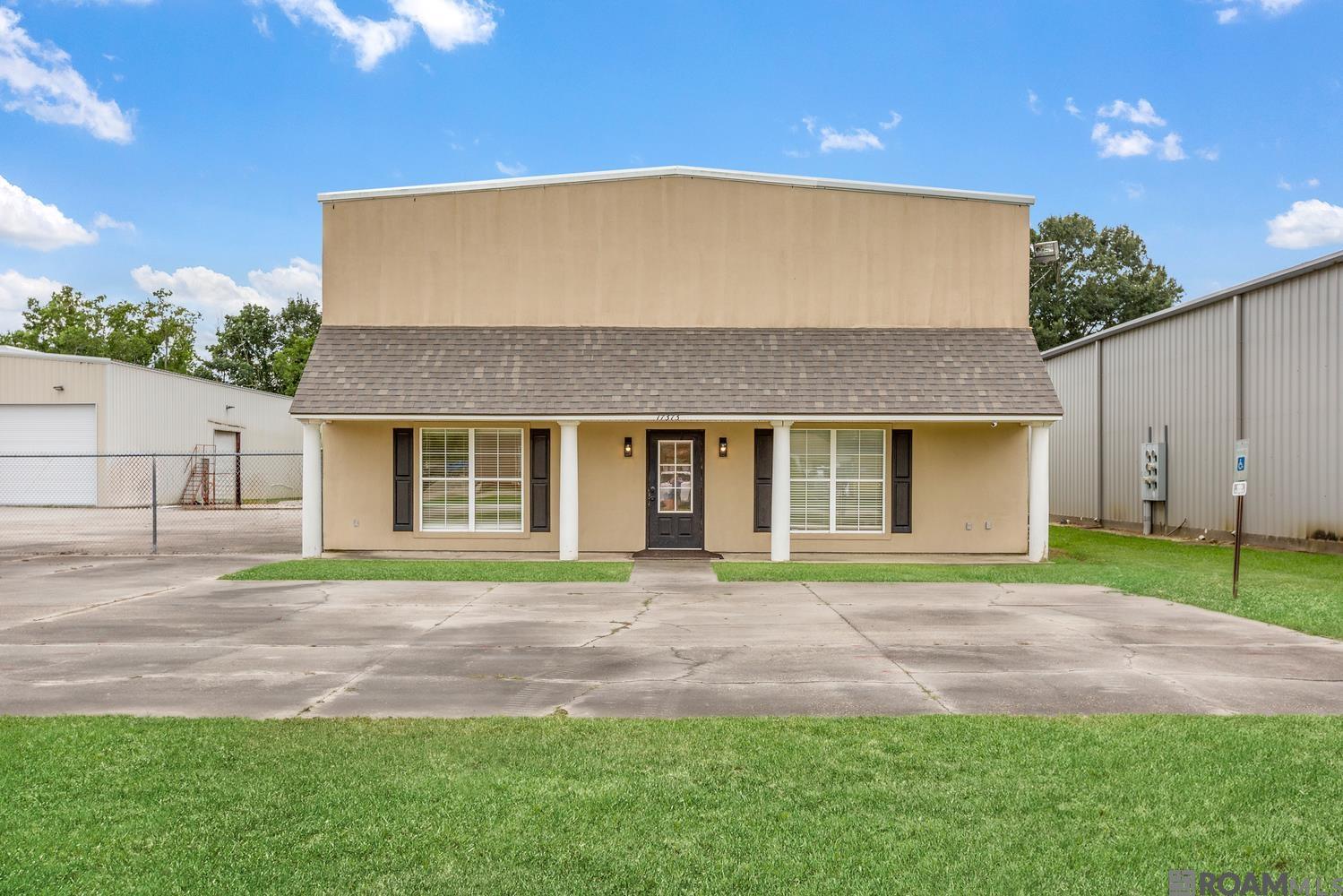17373 Vallee Ct — photo