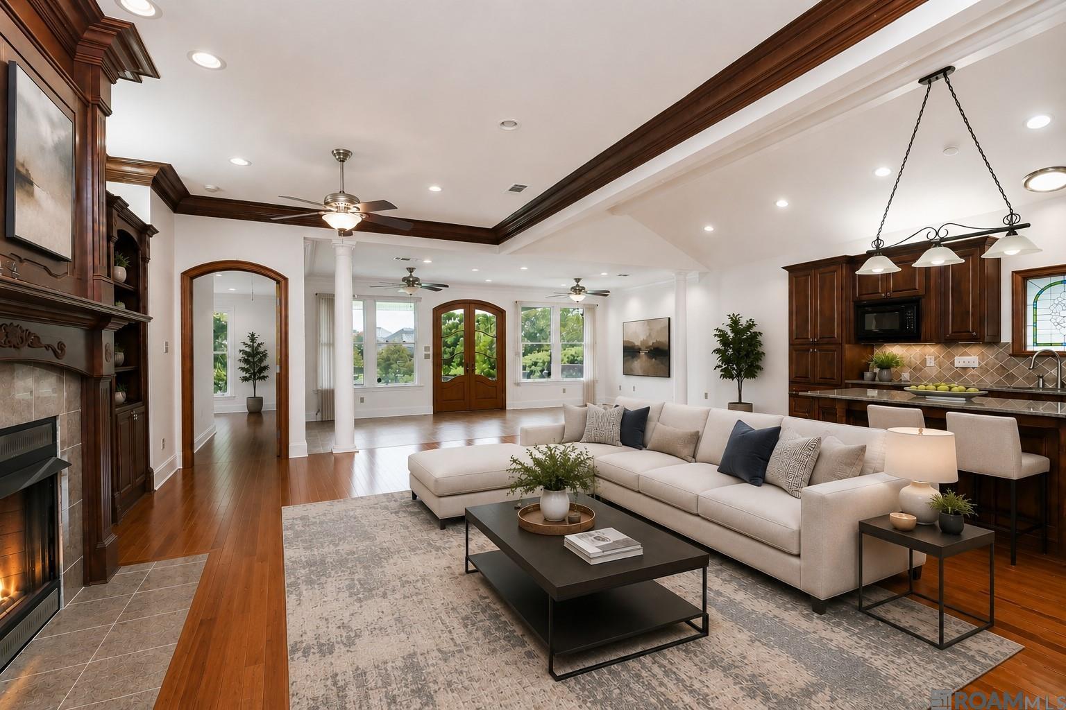 10715 Shoreline Dr — photo