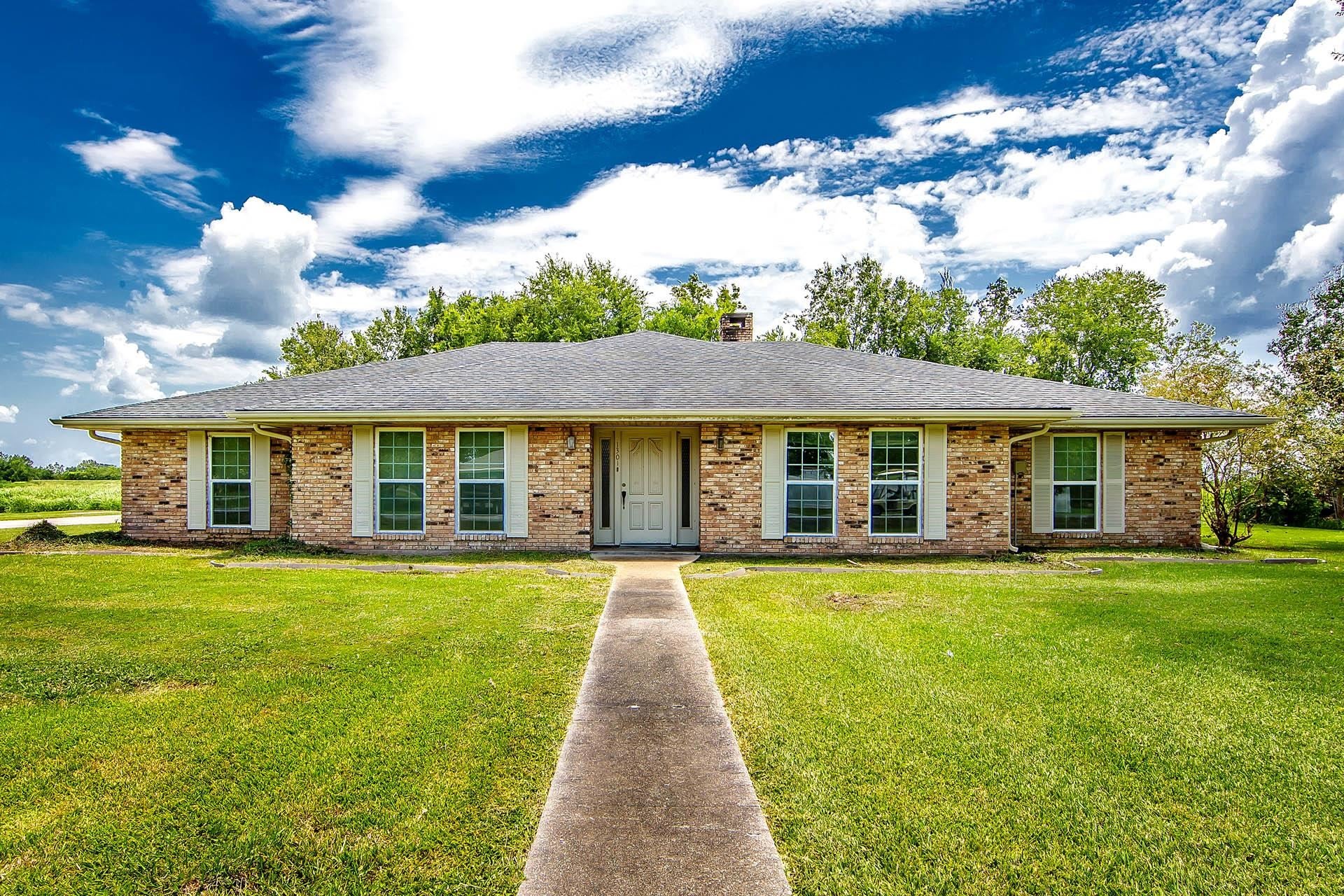 1301 Romy Dr — photo