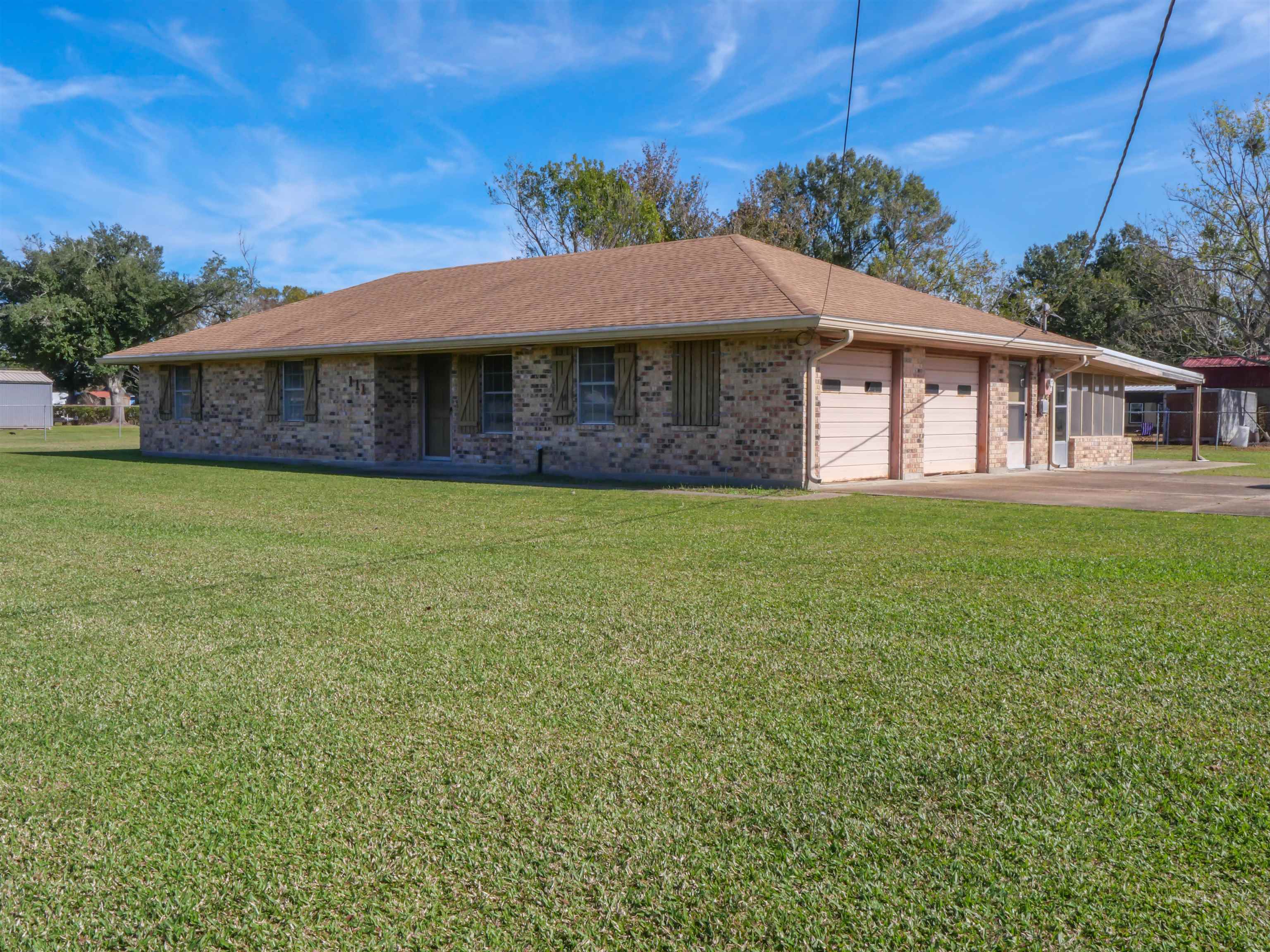 111 Swamp Dr — photo