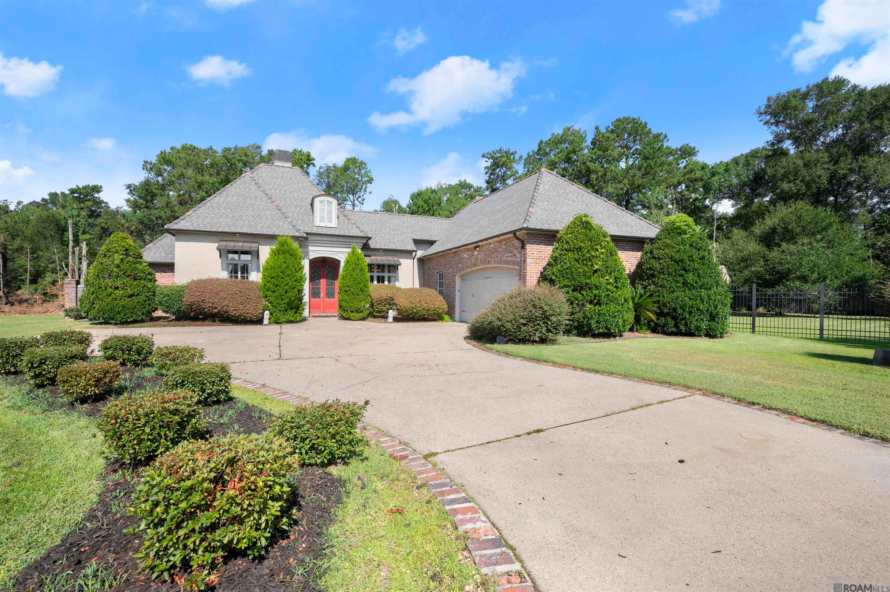 19307 Country Club Ln — photo