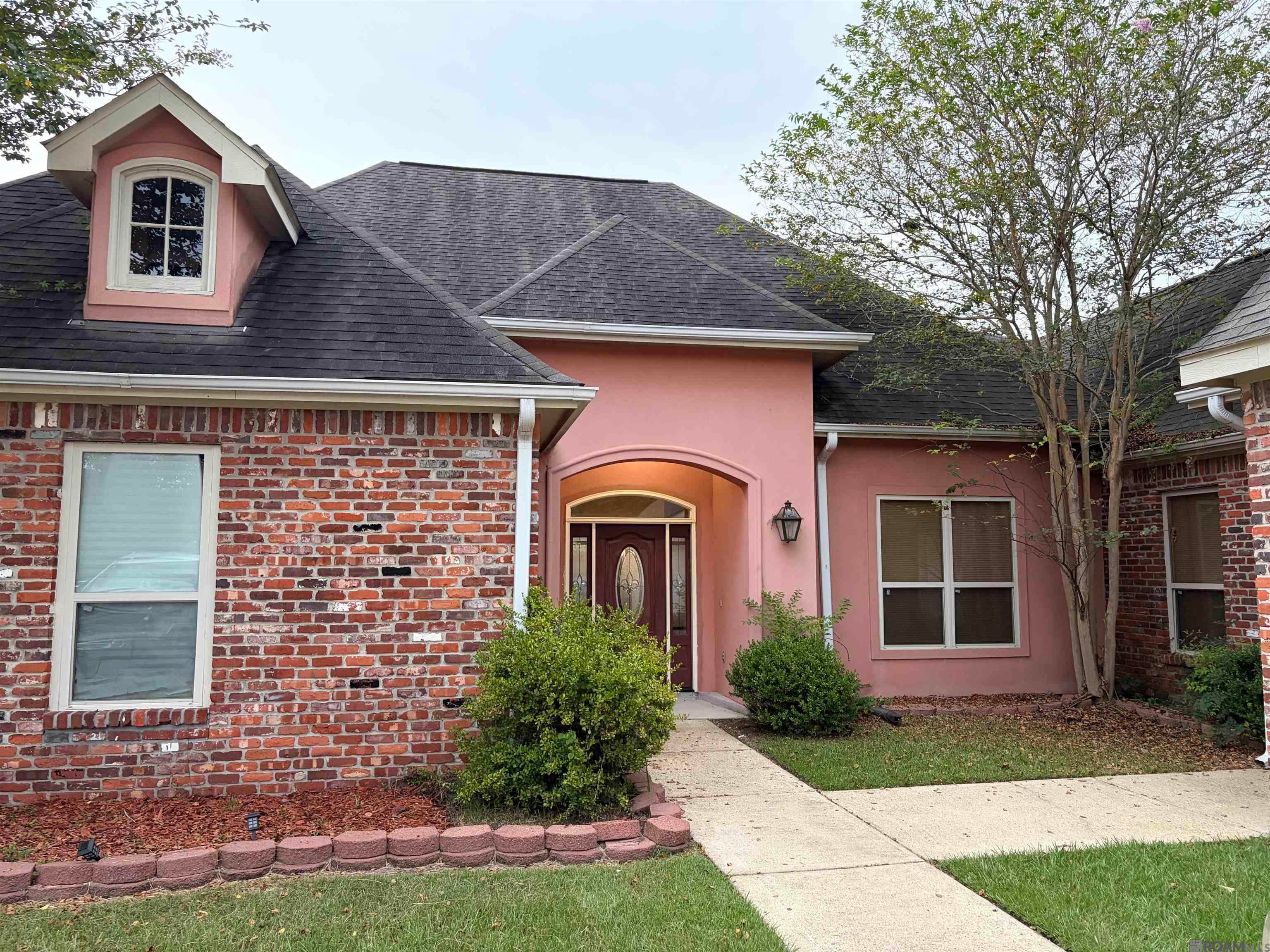 Home in Baton Rouge, LA 70818 — photo 2