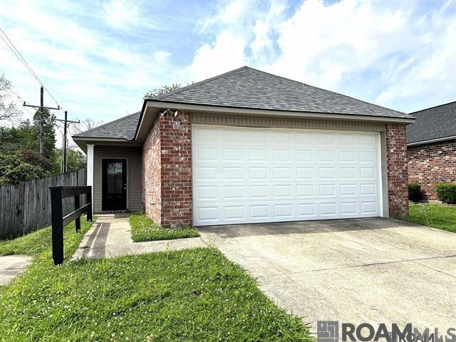 9250 Pecan Tree Dr — photo