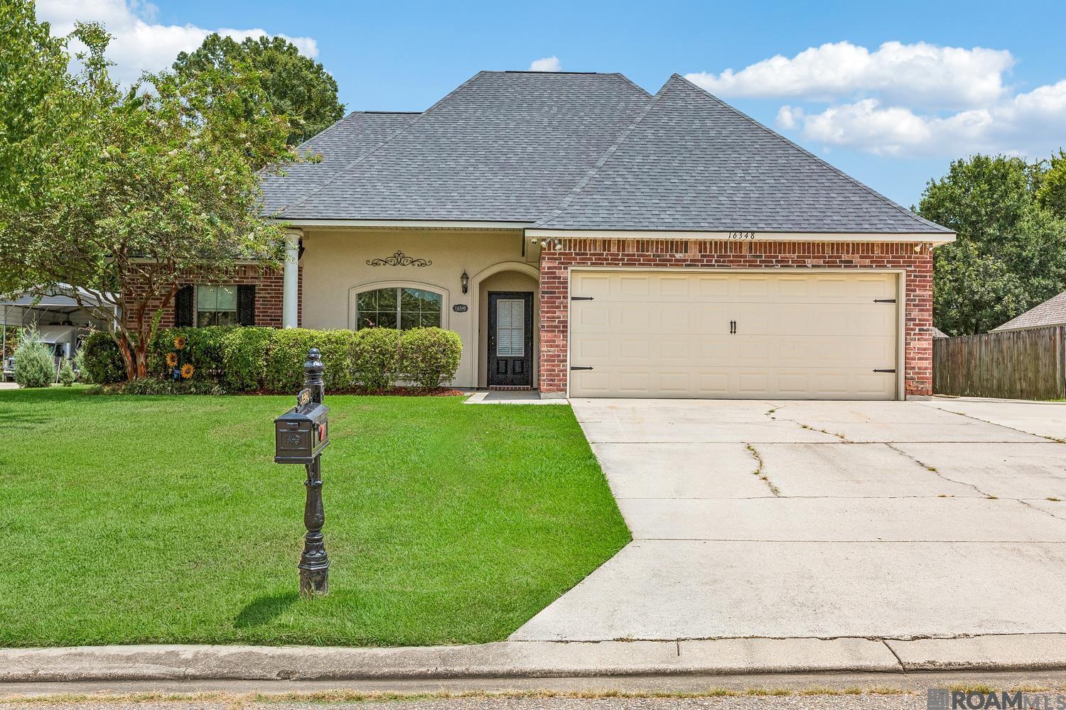 16348 Turning Leaf Dr — photo