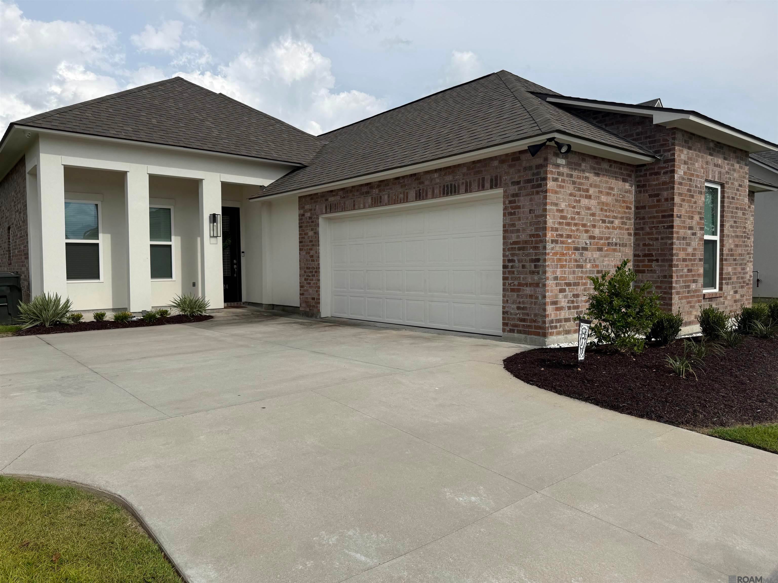 14024 Trailhead Dr — photo