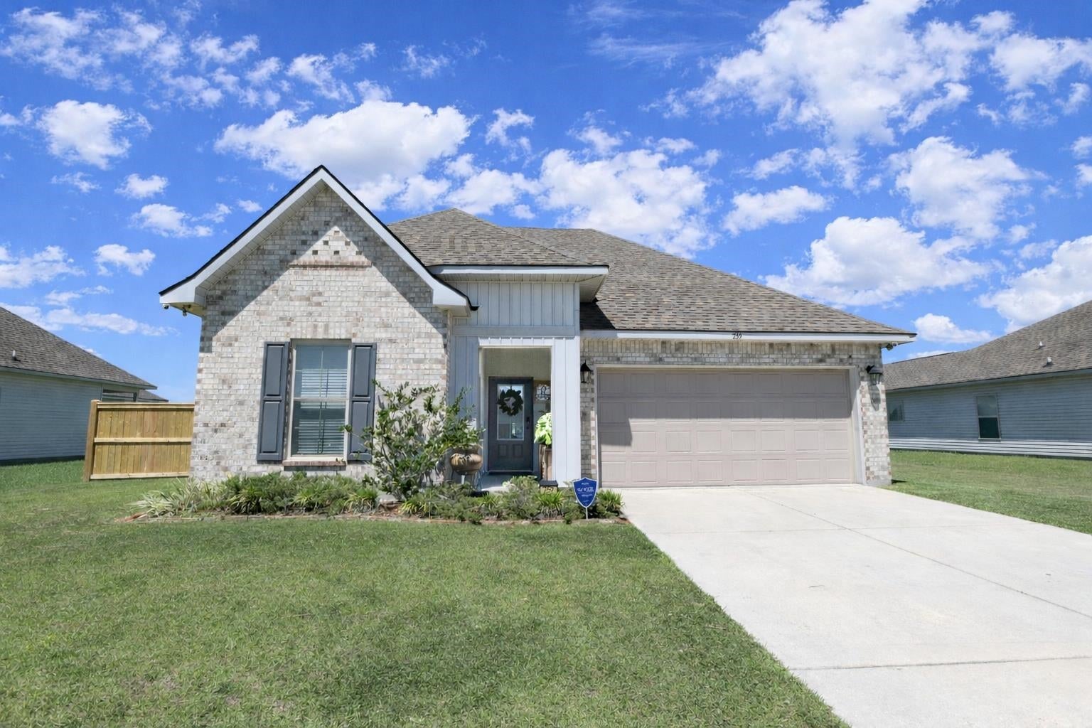 259 Shadow Pointe Road — photo