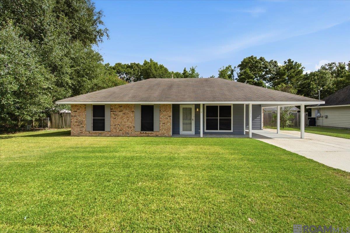 12915 N Oak Tree Dr — photo
