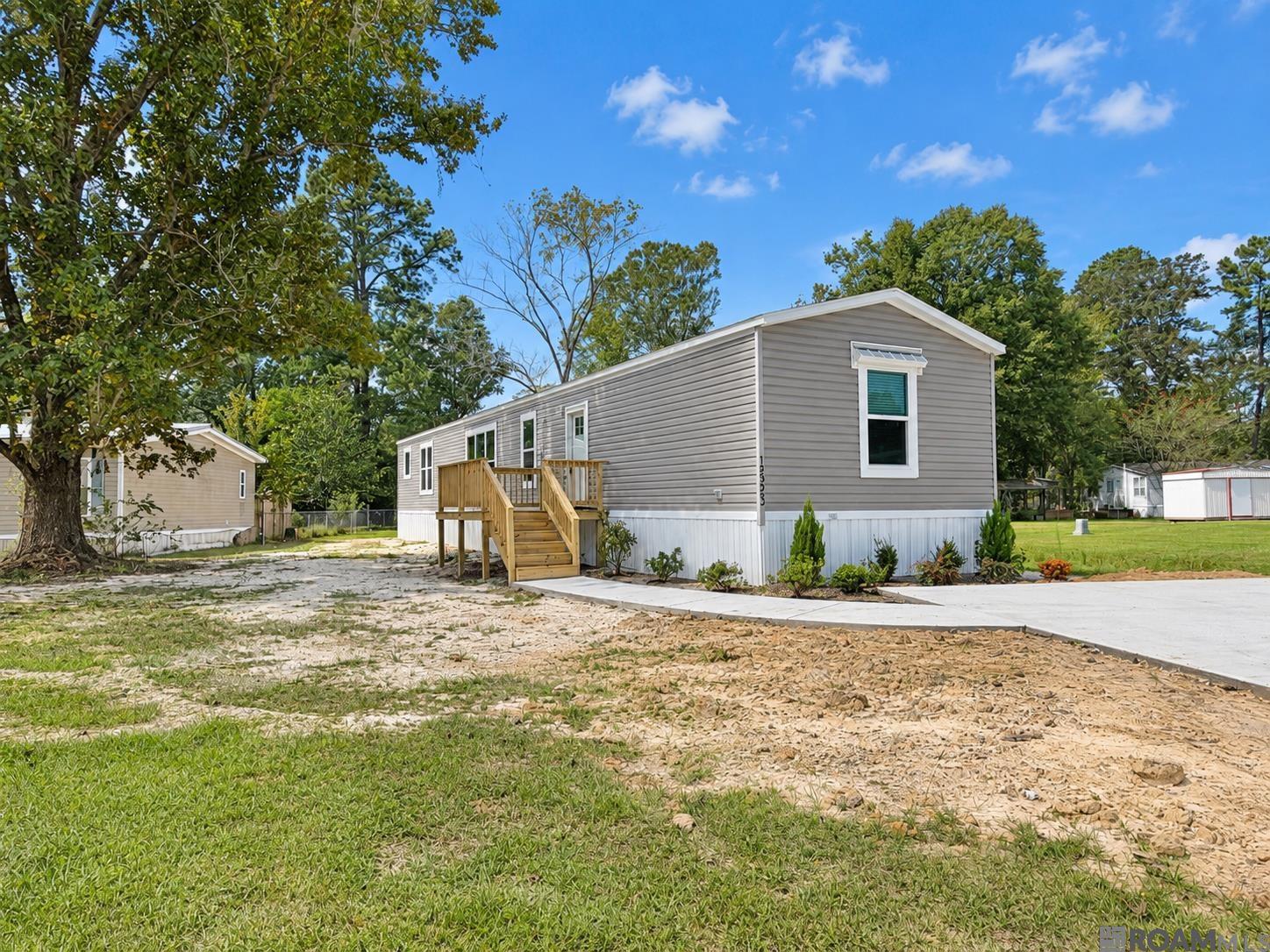 15323 E Beaver Drive, Pride, LA 70770 — photo 2
