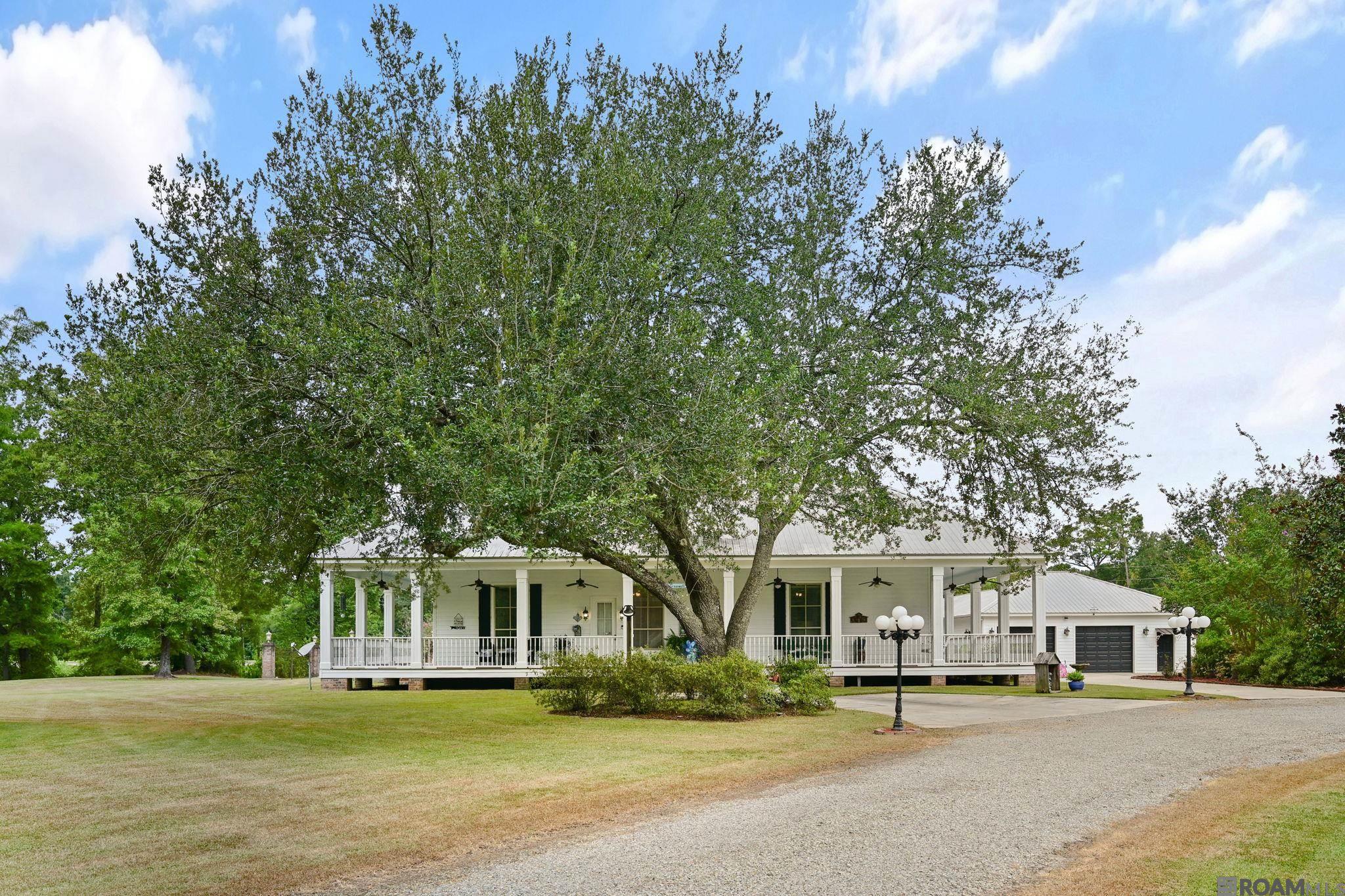 13850 Old Greenwell Springs Rd — photo