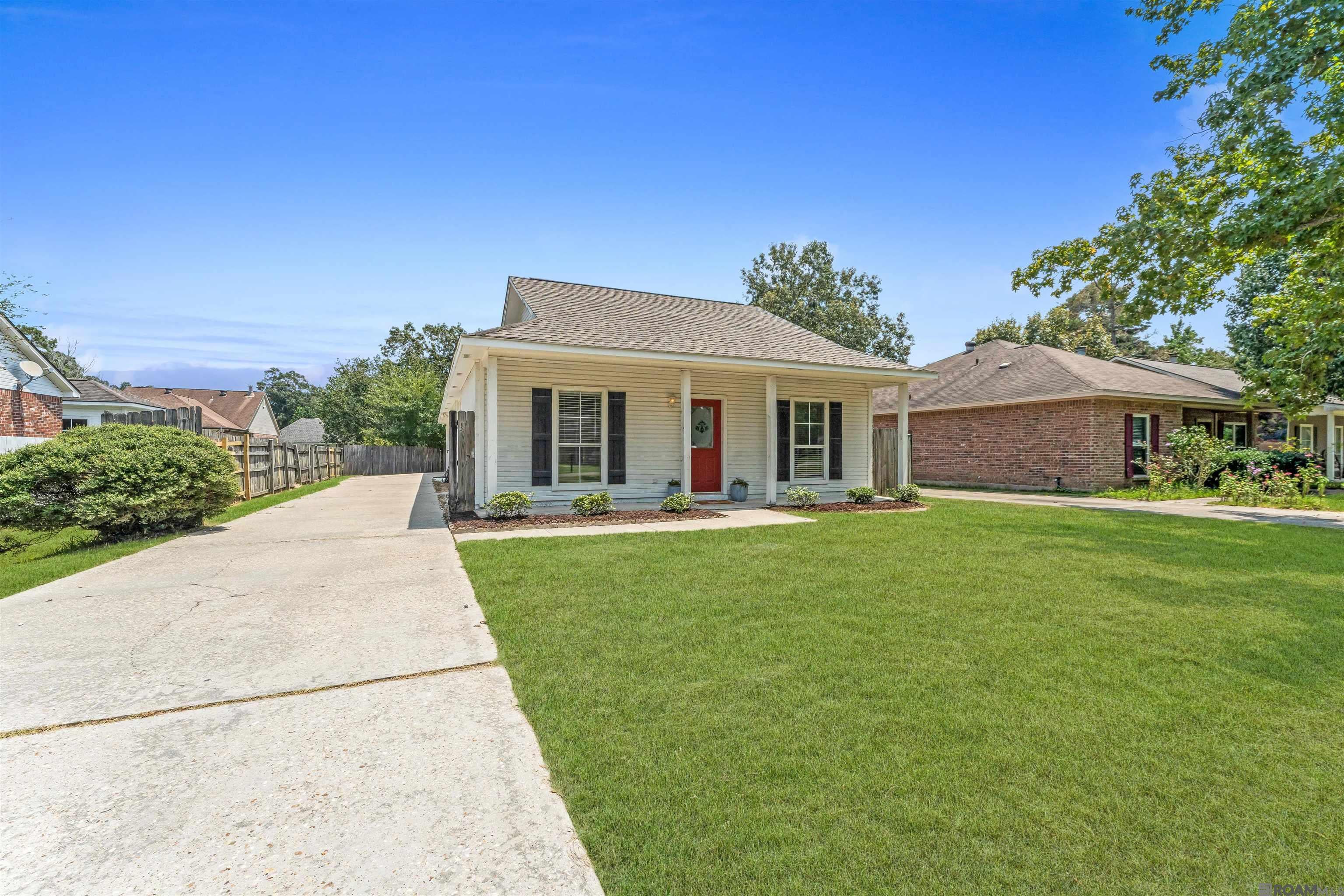 11174 Downey Dr — photo